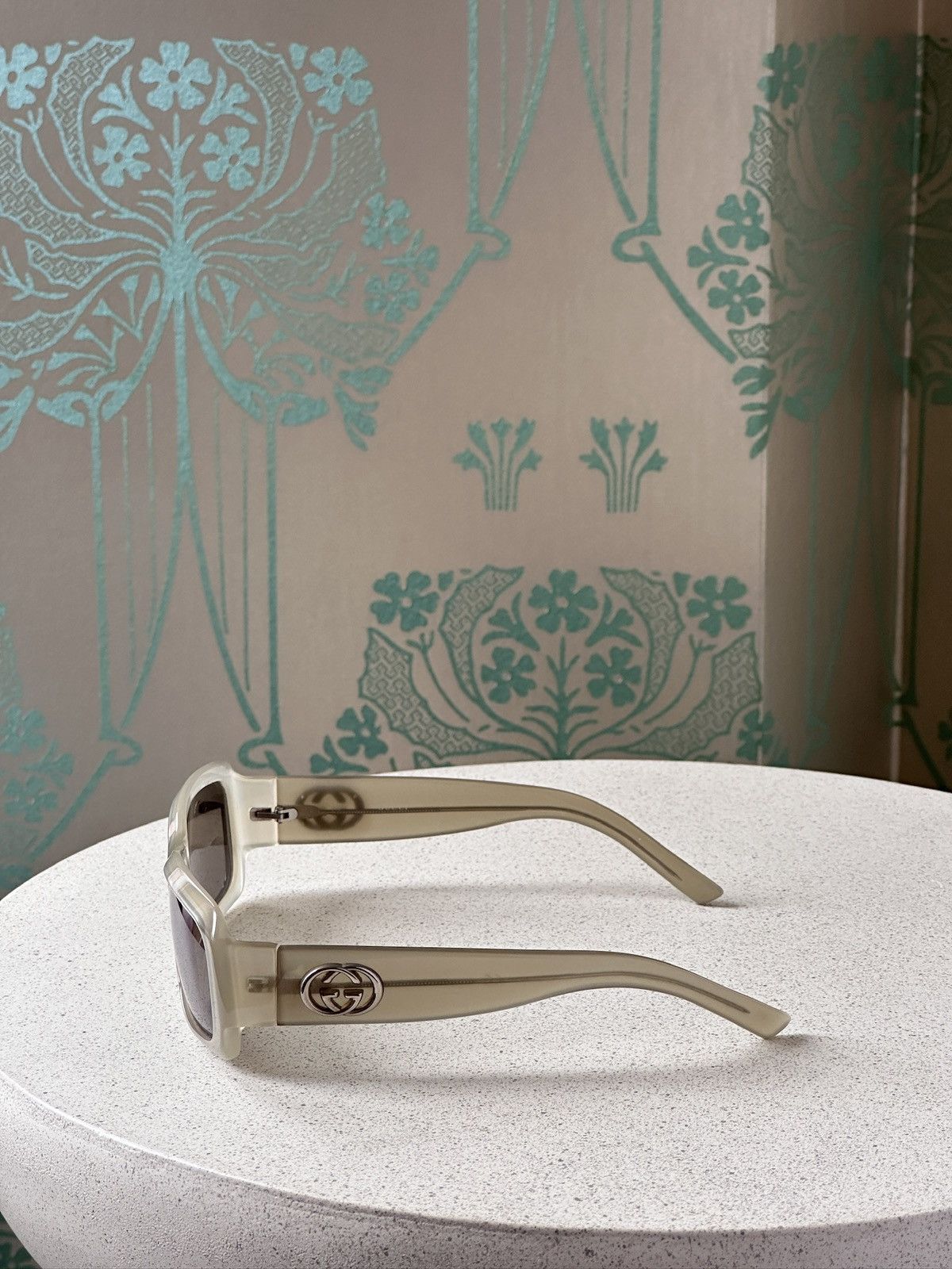 Gucci GICCI Oval GG Logo Transparent Sunglasses GG 2996/S Size ONE SIZE - 5 Thumbnail