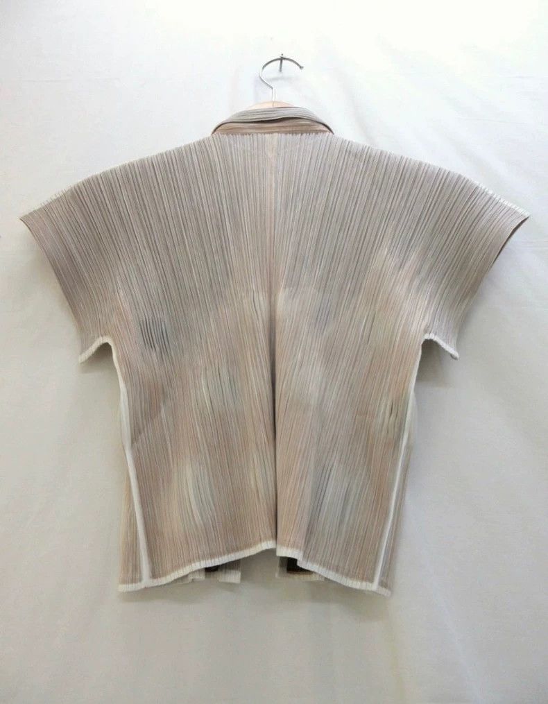 Issey Miyake issey miyake size:3 Relief polka dot shirt 2505-Nextarrow Size XXS / US 00 / IT 34 - 2 Thumbnail