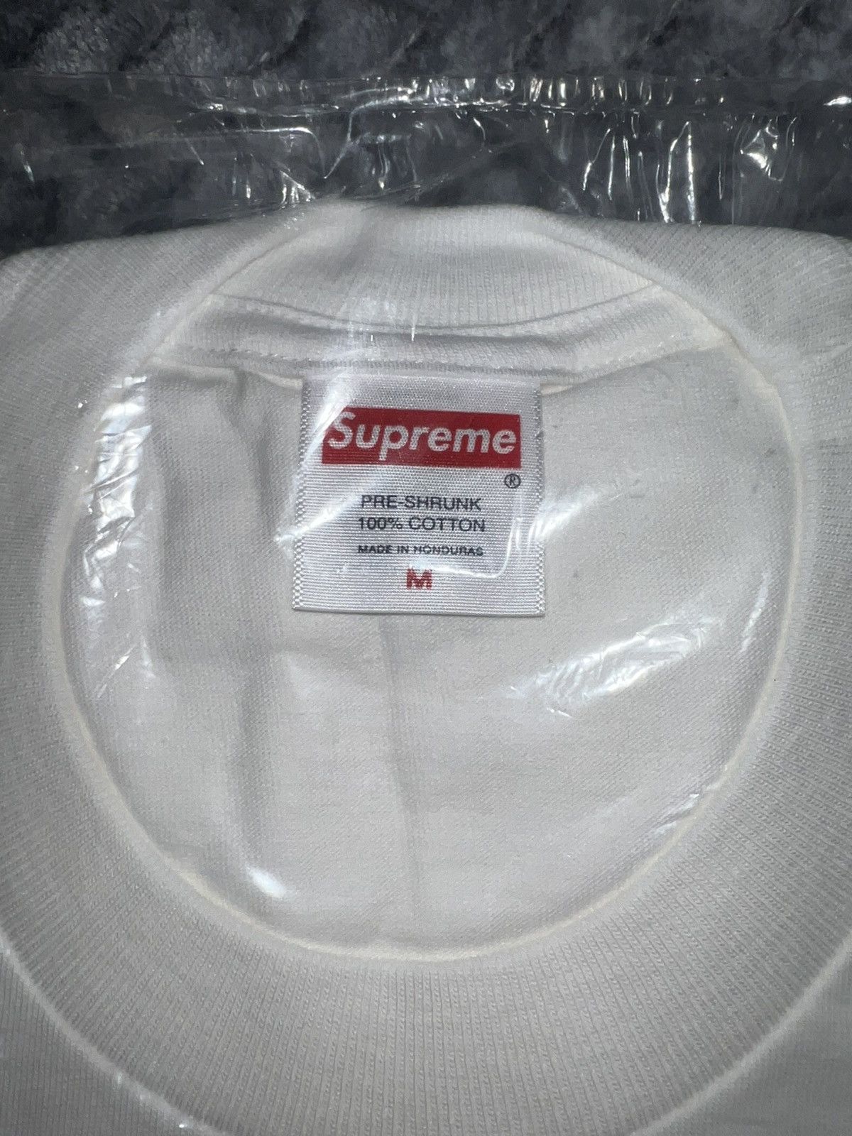 Supreme Supreme Grinch Tee Size US M / EU 48-50 / 2 - 3 Thumbnail