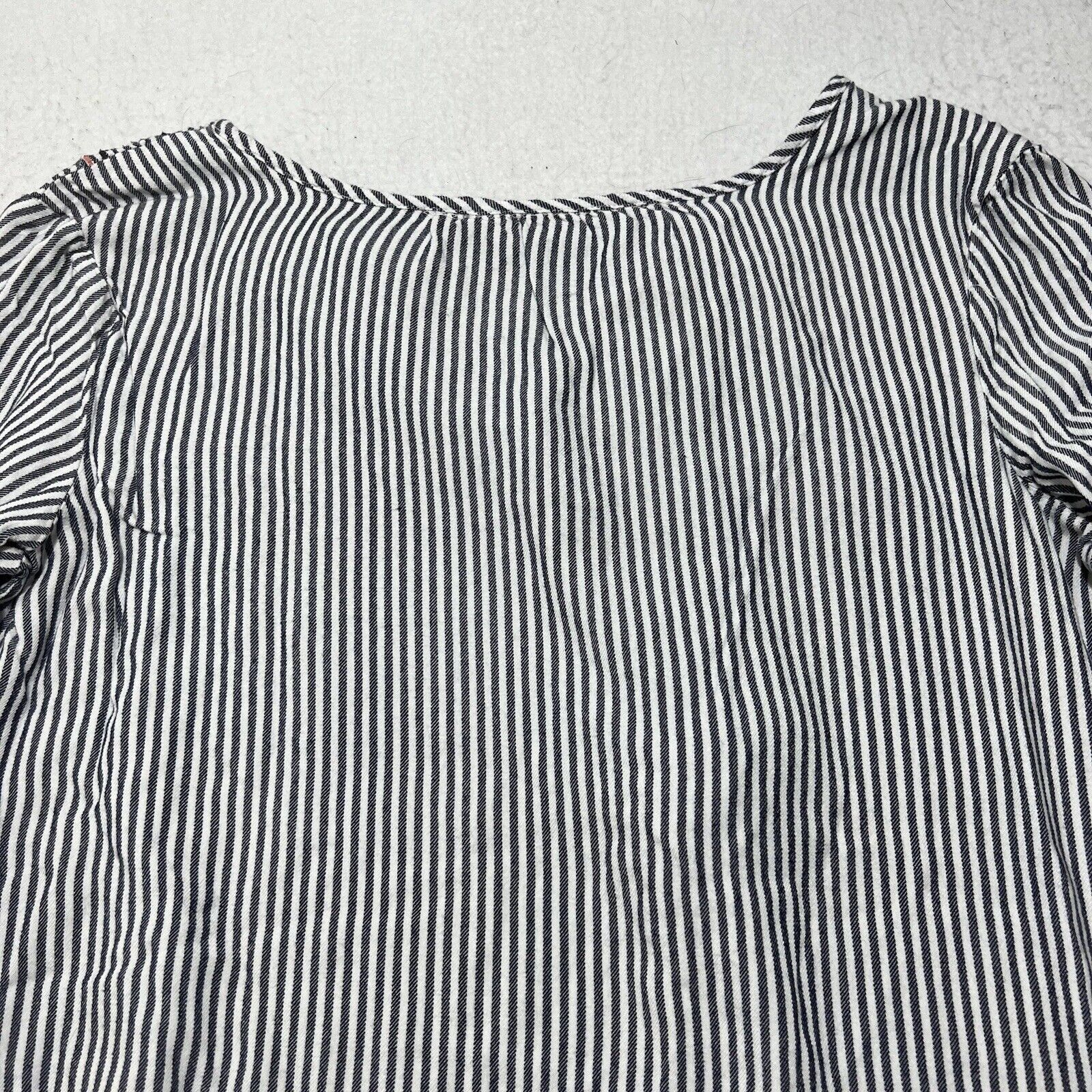 Old Navy Old Navy Tunic Small Tasseled 3/4 Sleeve Blue Striped Blouse Size S / US 4 / IT 40 - 9 Thumbnail