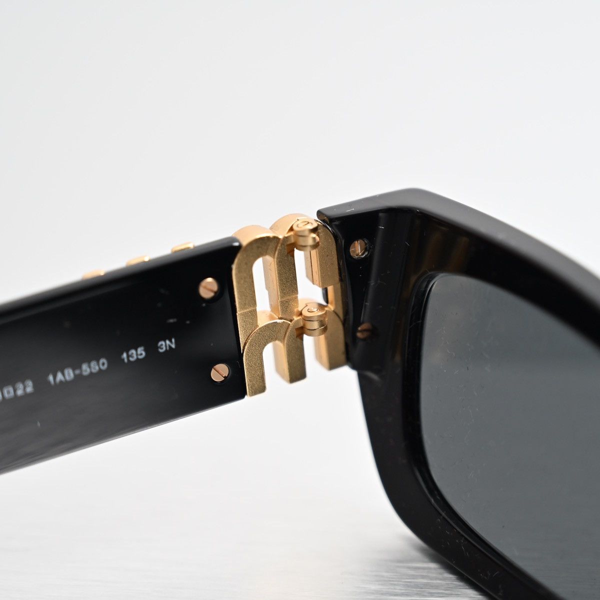 Miu Miu MIU MIU 0MU 09WS SUNGLASSES Size ONE SIZE - 7 Thumbnail