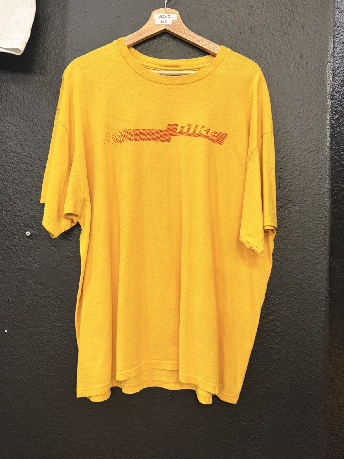 Nike Vintage Graphic Nike T shirt Size US XL / EU 56 / 4 - 1 Thumbnail