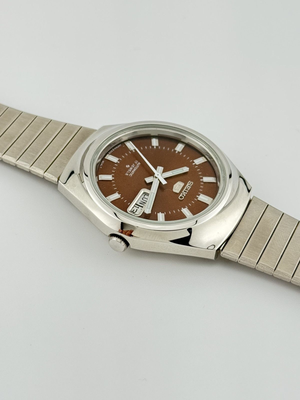 Seiko Vintage Seiko 5 Automatic Watch Brown Dial 36mm Men’s Watch Size 36 - 4 Thumbnail