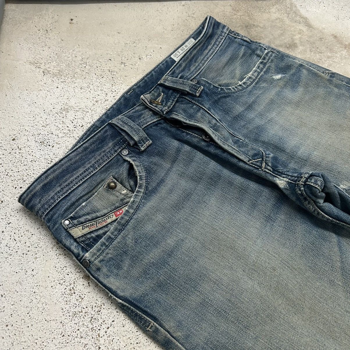 Diesel Men Diesel Industry Larkee Jean Selvedge Distressed Wash e' Size US 30 / EU 46 - 7 Thumbnail