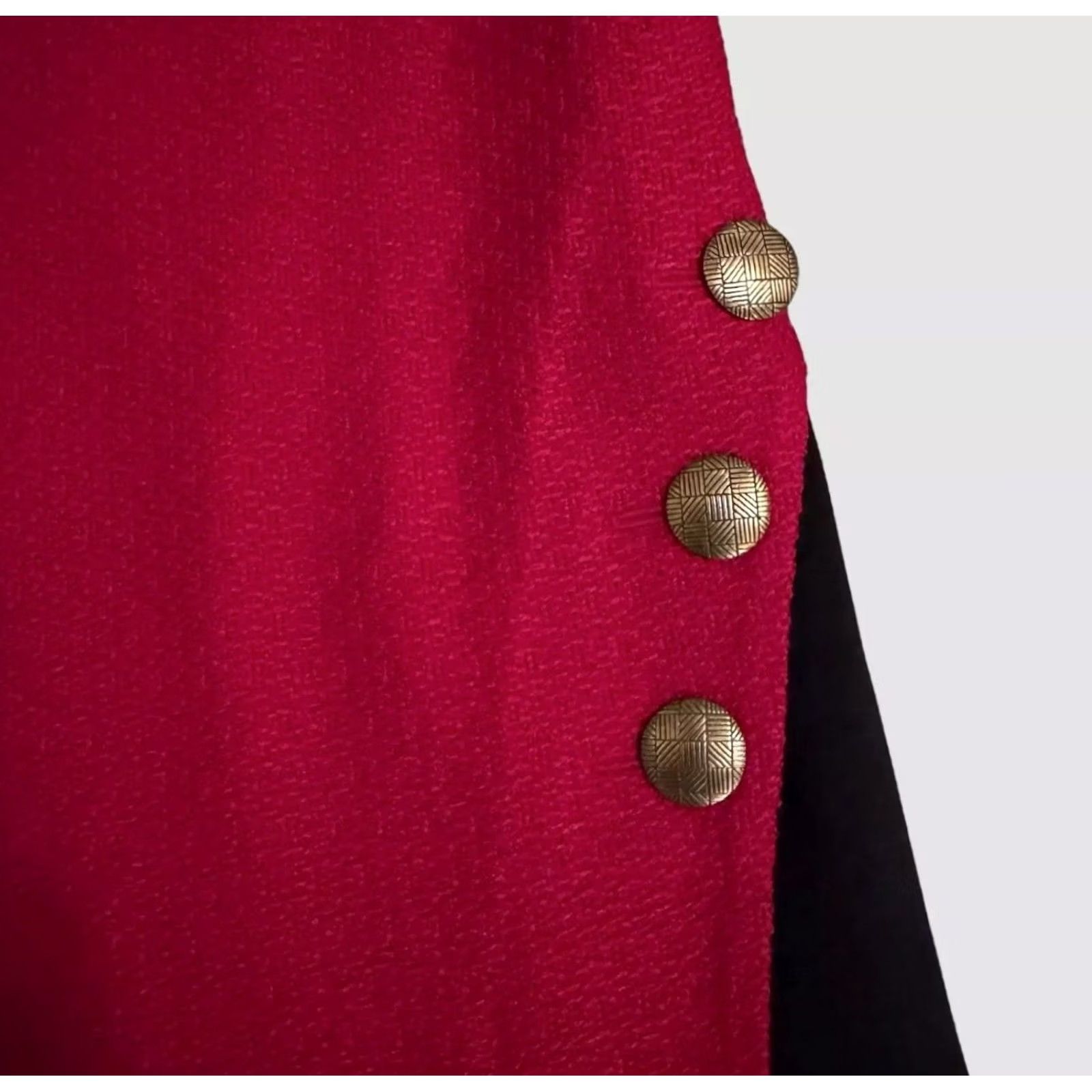 St. John St. John Dress Womens 4 Red Short Sleeve Sheath Gold Button Side Slit Size 27" / US 4 / IT 40 - 2 Thumbnail