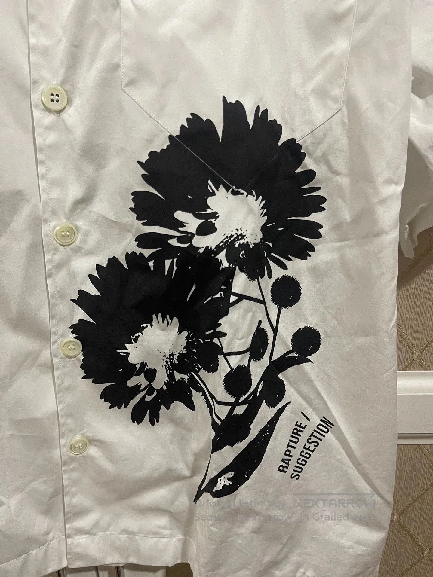 Prada White Short Sleeve Button-Up with Black Floral Print. Size US M / EU 48-50 / 2 - 3 Thumbnail