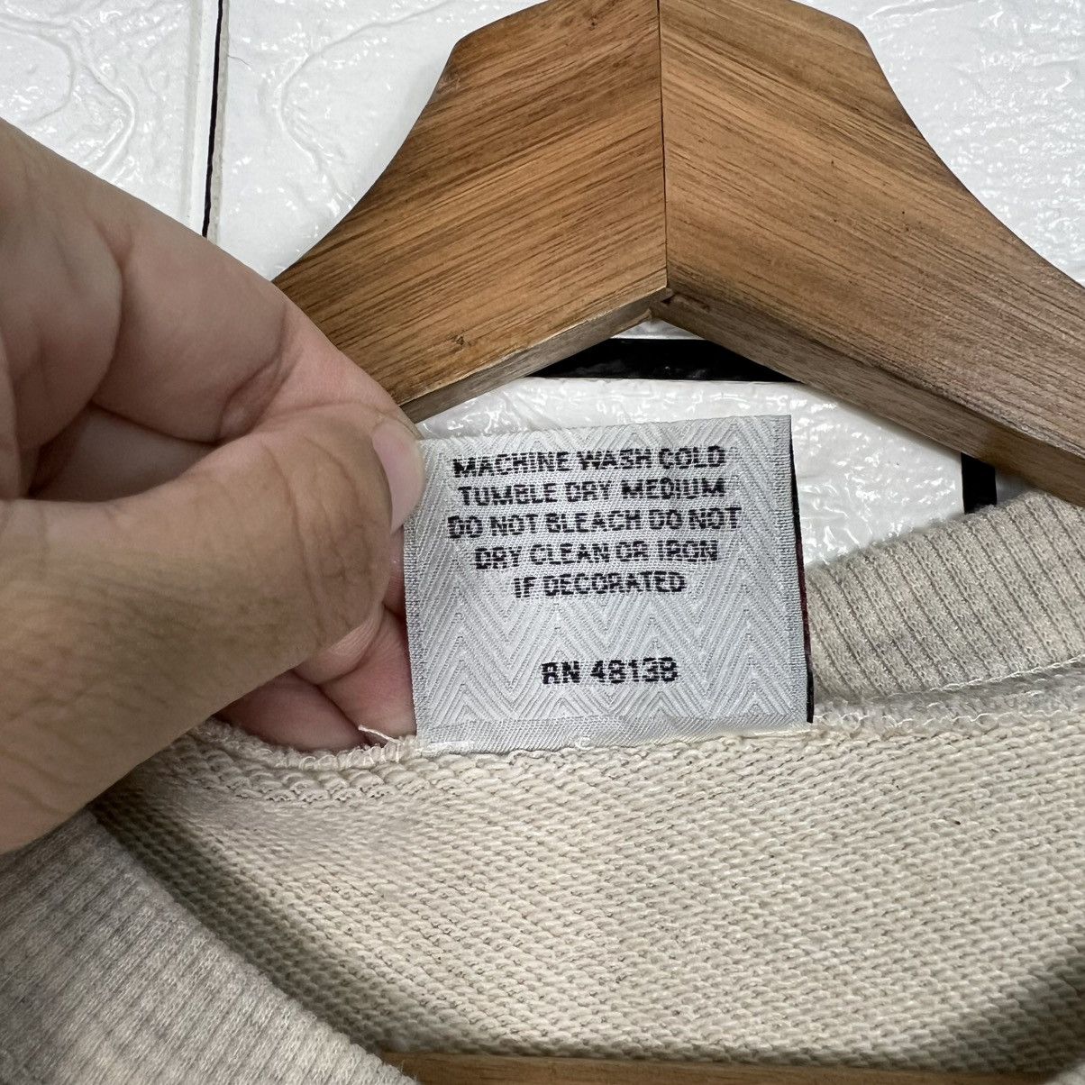 Nutmeg NUTMEG MILLS Embroidery Big Logo Crop Sweatshirt #4081-C185 Size ONE SIZE - 11 Thumbnail