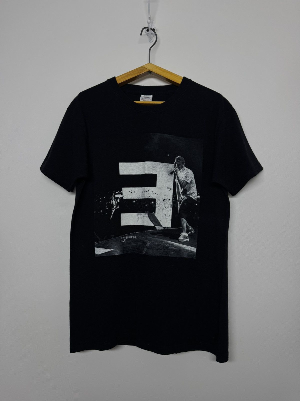 Fruit Of The Loom Vintage Y2k 2018 Eminem Tour T-Shirt Size US S / EU 44-46 / 1 - 4 Thumbnail