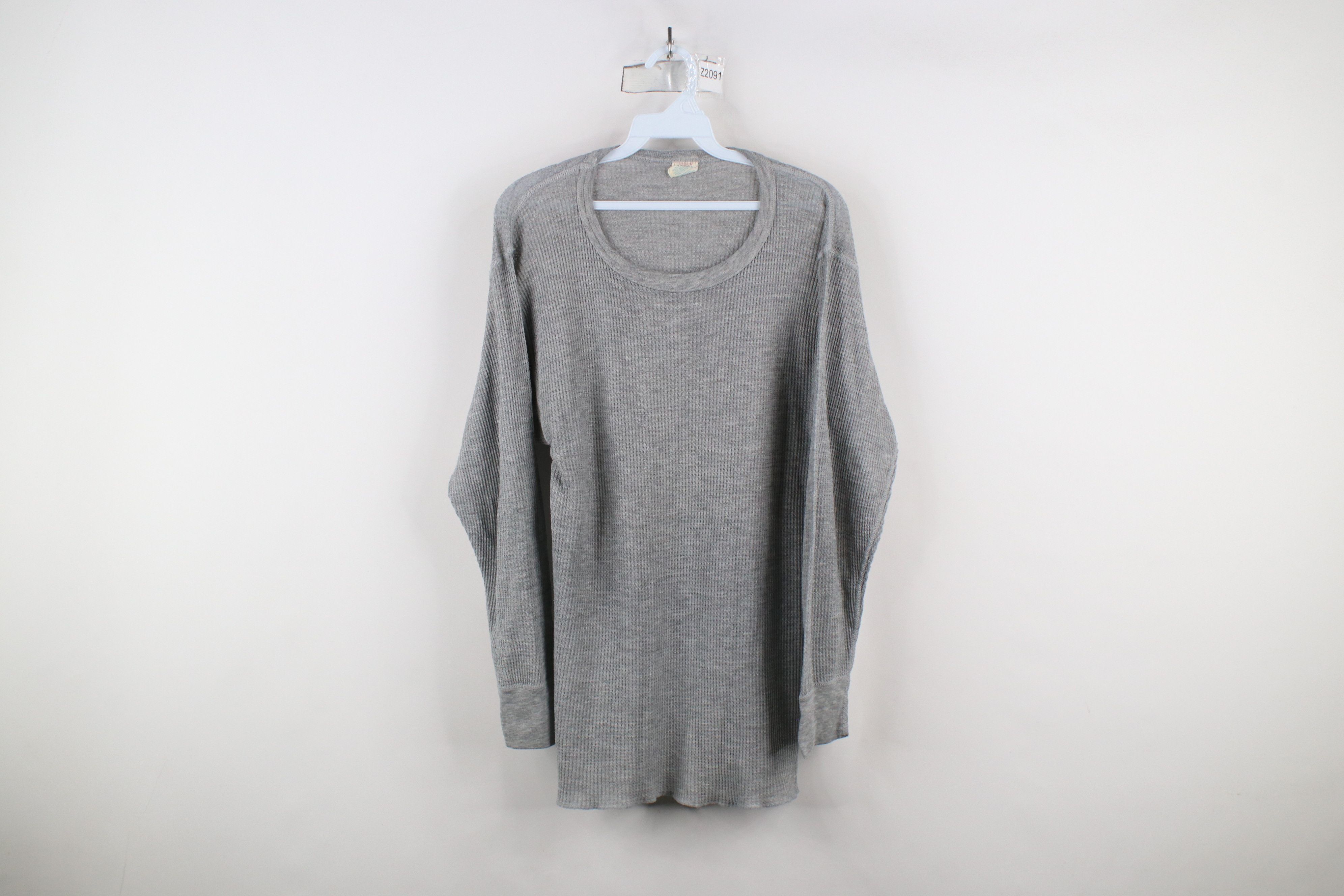 Vintage Vintage 70s Streetwear Thermal Waffle Knit T-Shirt Gray USA Size US XL / EU 56 / 4 - 1 Thumbnail