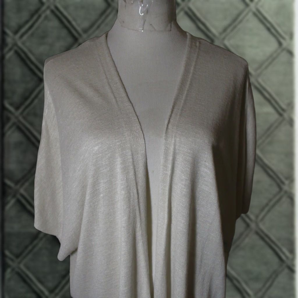 Banana Republic Banana Republic Cardigan Sweater Women XS/S Beige Ramie Viscose Lightweight Knit Short Sleeve Wrap All Seasons Size XS / US 0-2 / IT 36-38 - 1 Thumbnail
