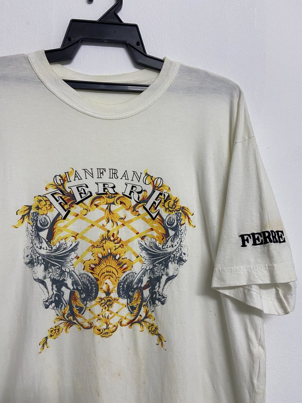 Gianfranco Ferre Vintage Gianfranco Ferre Tee Size US L / EU 52-54 / 3 - 5 Thumbnail