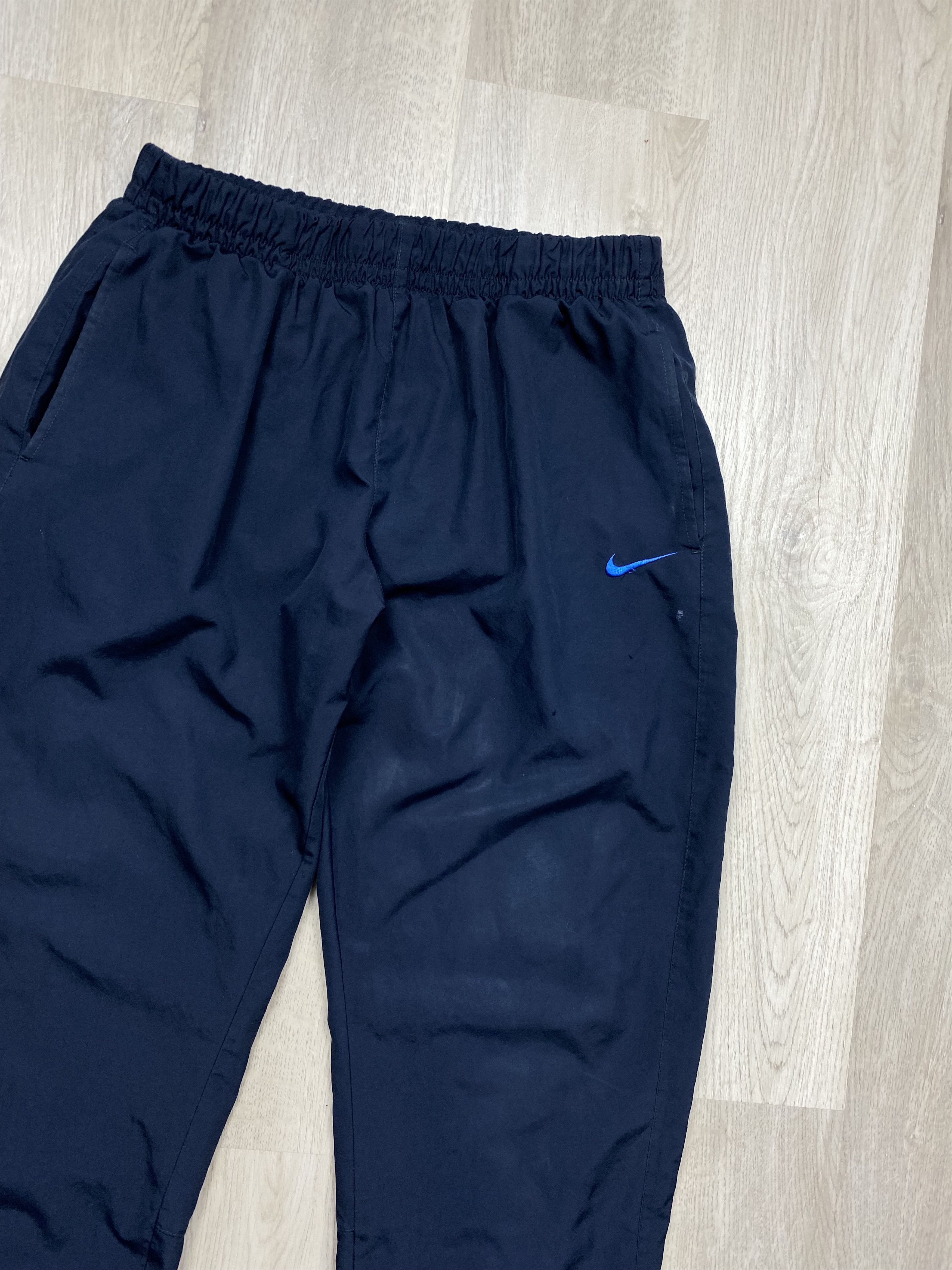 Nike × Vintage Nike Vintage Distressed Nylon Pants Y2K Drill Gorpcore Size US 34 / EU 50 - 2 Thumbnail