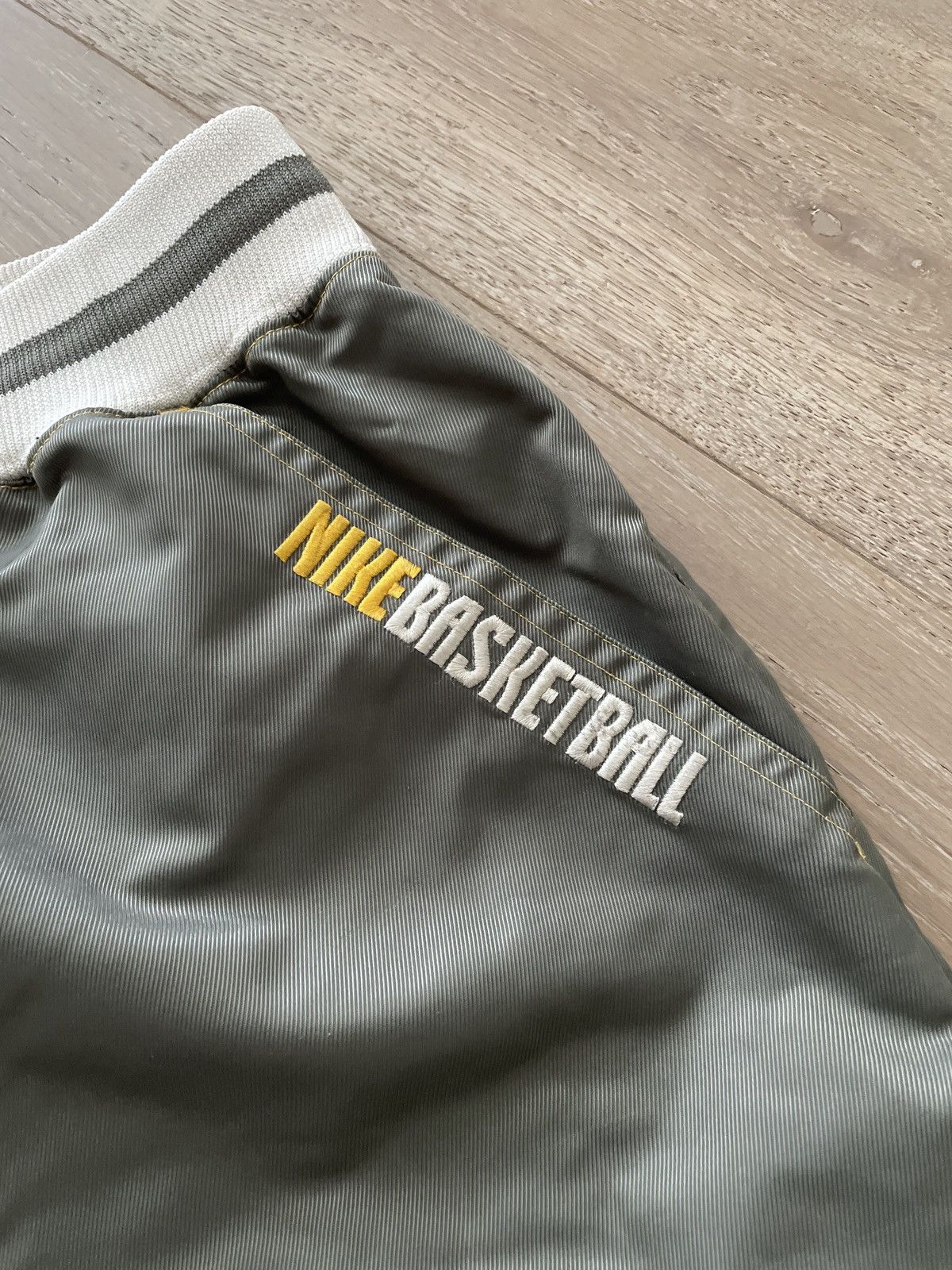 Nike Vintage Nike Wide Leg Track Pants Jade Size US 31 - 3 Thumbnail