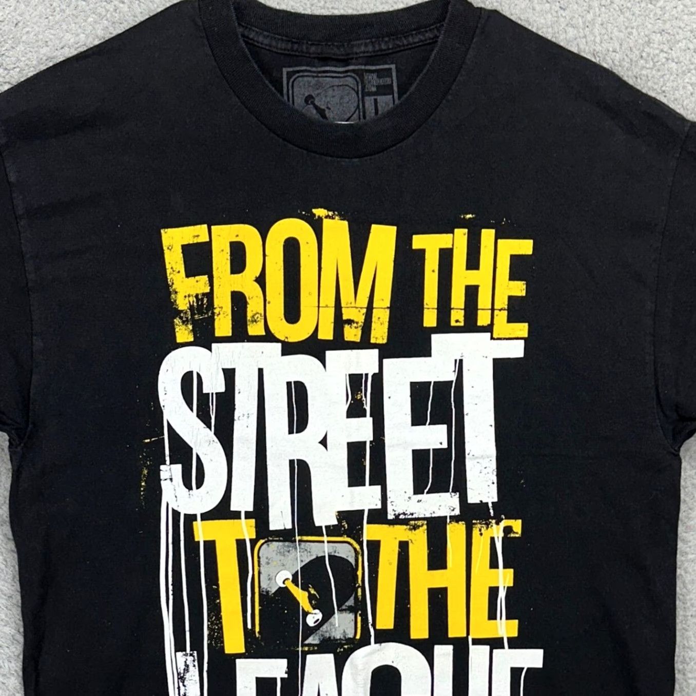 Vintage VINTAGE Street League Mens Skateboarding T-Shirt Large Black Graphic Short Sleeve Tee Size US L / EU 52-54 / 3 - 2 Thumbnail