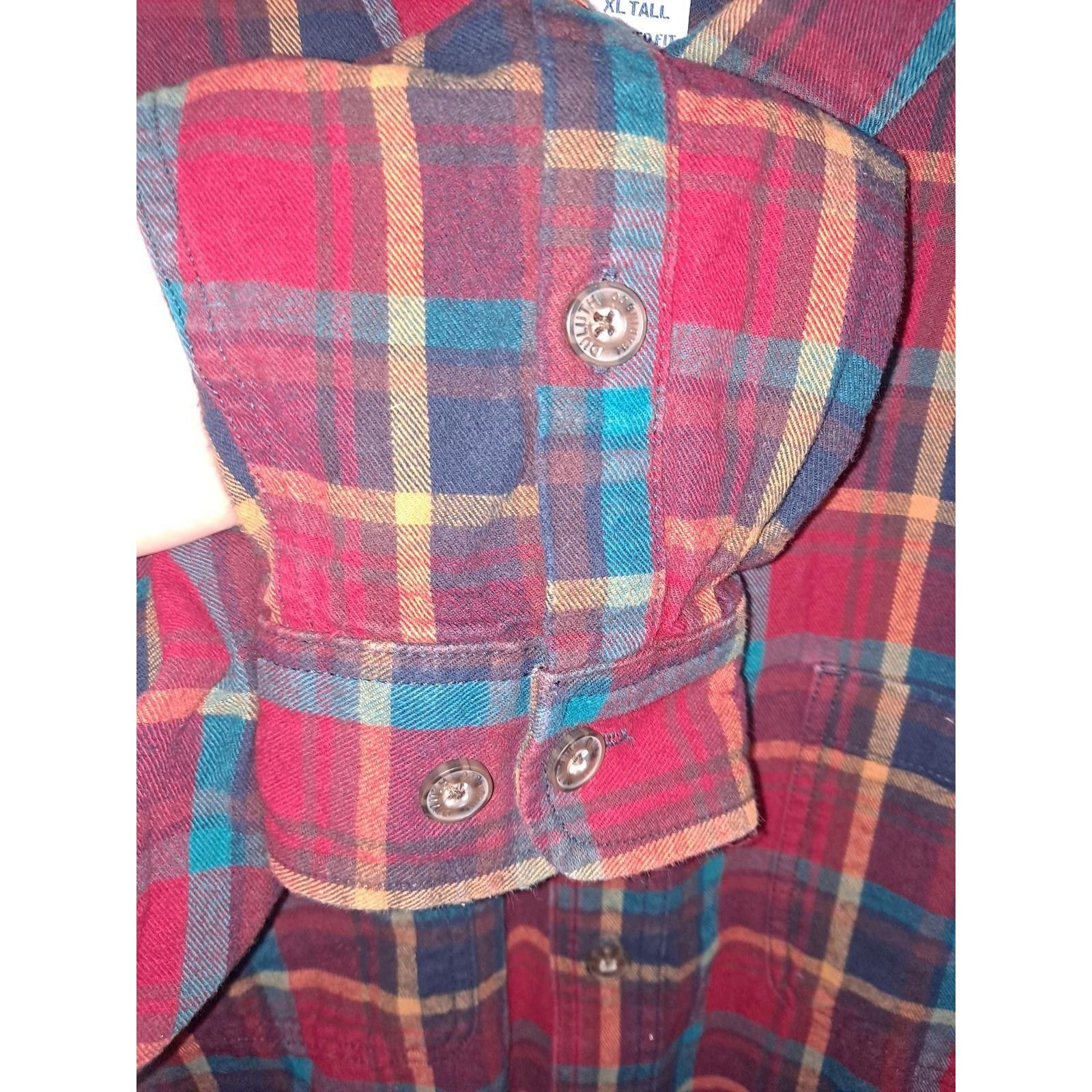 Duluth Trading Company Duluth Trading Relaxed Fit Red Blue Yellow 2 Pocket Button U Size US XL / EU 56 / 4 - 4 Thumbnail