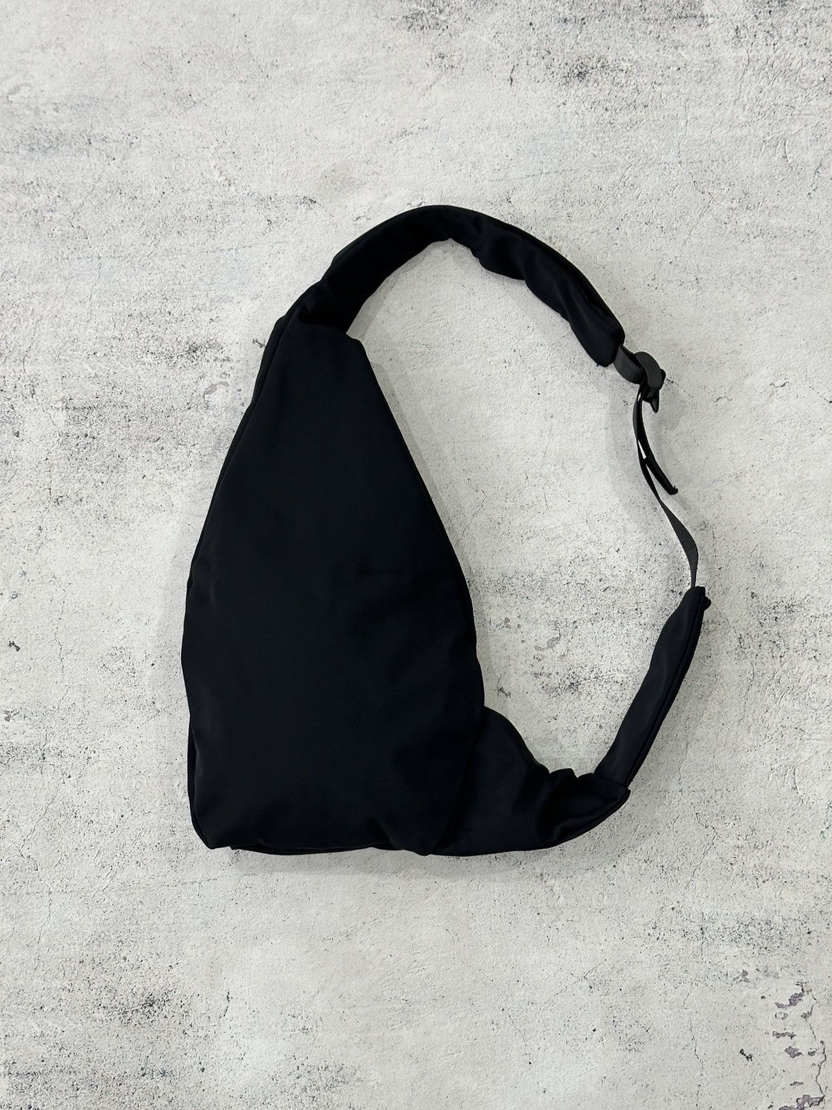 Japanese Brand Y-3 Yohji Yamamoto sling bag backpack crossbody Size ONE SIZE - 4 Thumbnail