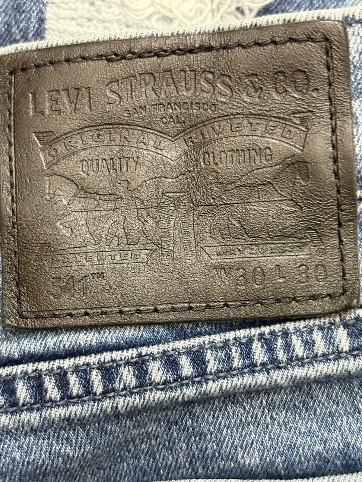 Levi's Distressed Levi Strauss 541 Men's 30x30 Jeans Size US 30 / EU 46 - 6 Thumbnail