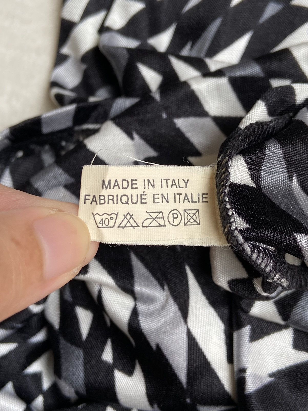 Fendi FENDI Motive T-shirt Size US XXS / EU 40 - 12 Thumbnail