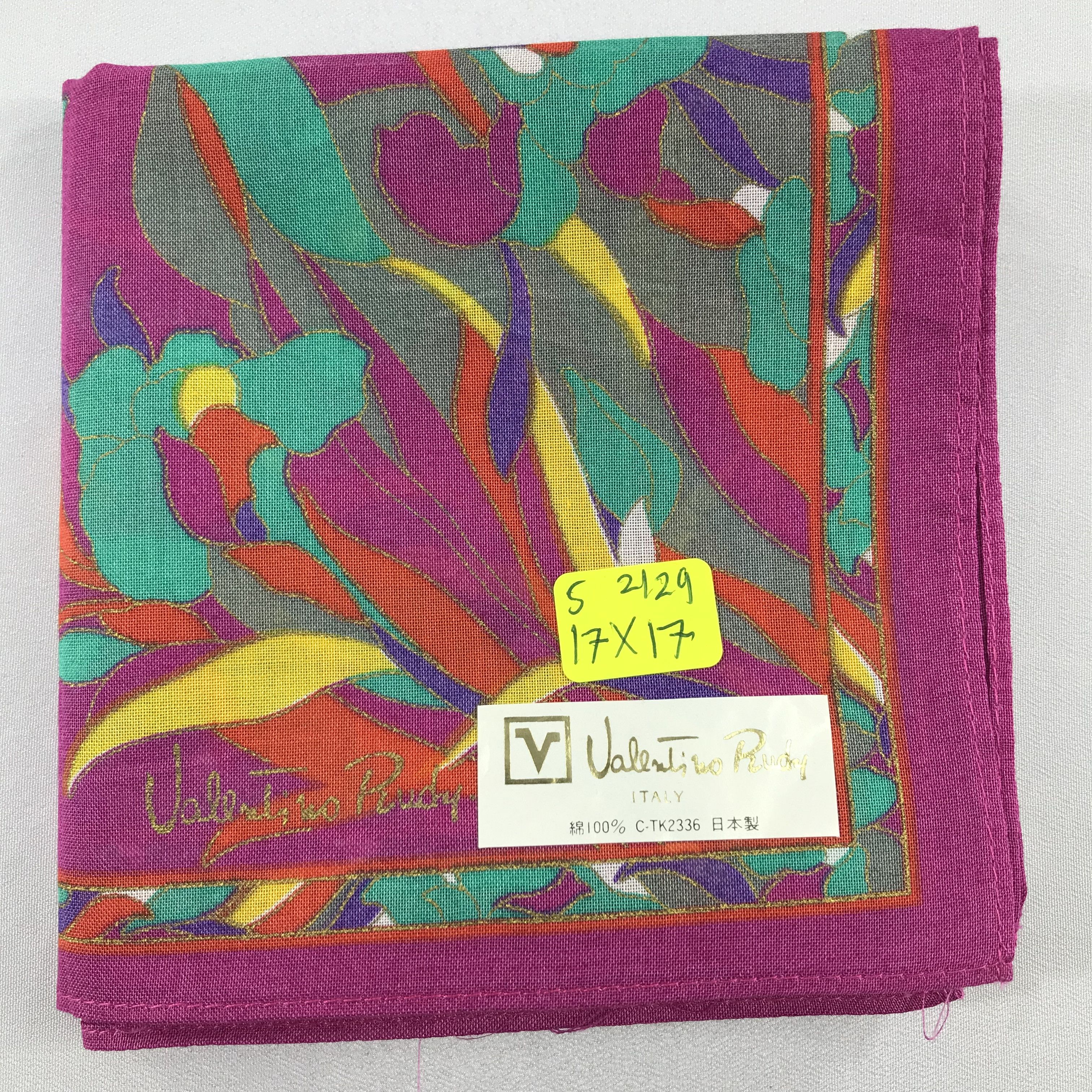 Vintage Valentino Rudy Bandana / Handkerchief / Neckerchief - S2129 Size ONE SIZE - 5 Thumbnail