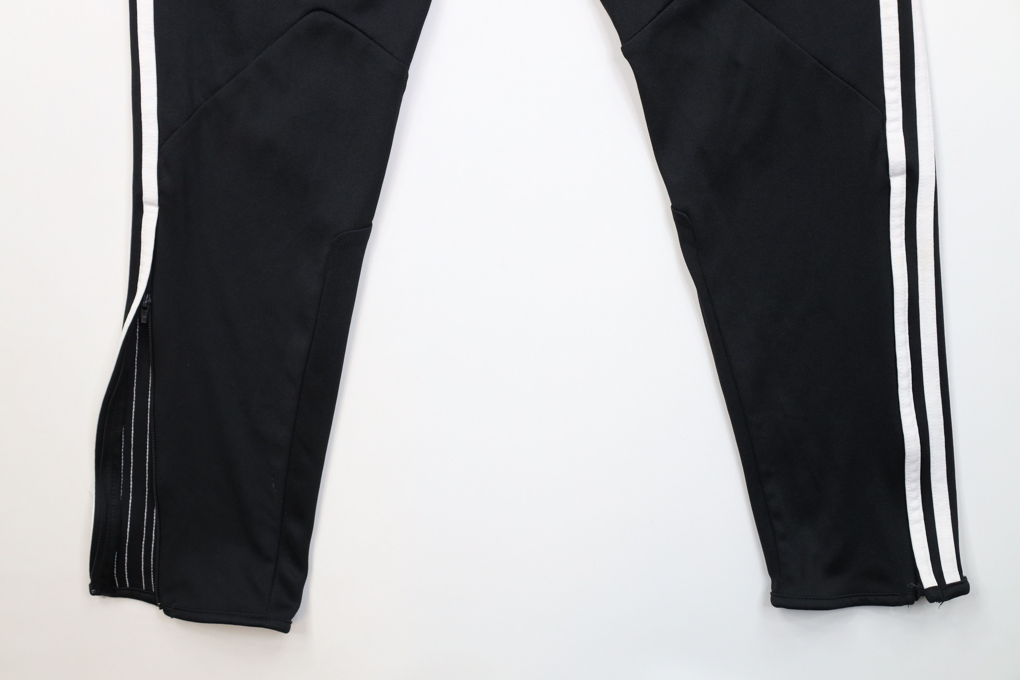Adidas Vintage Y2K Adidas Tapered Leg Warm Up Soccer Pants Black Size US 34 / EU 50 - 12 Thumbnail