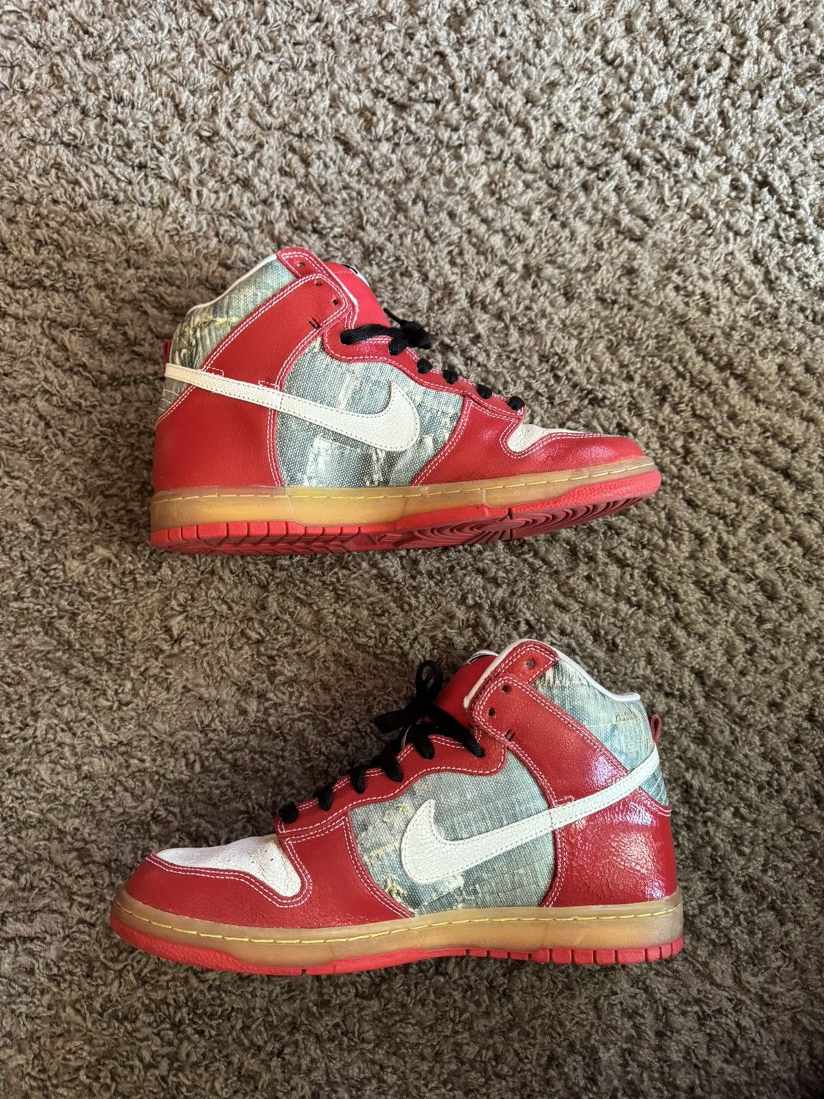 Nike Nike SB Dunk High Shoe Goo Size US 10.5 / EU 43-44 - 3 Thumbnail