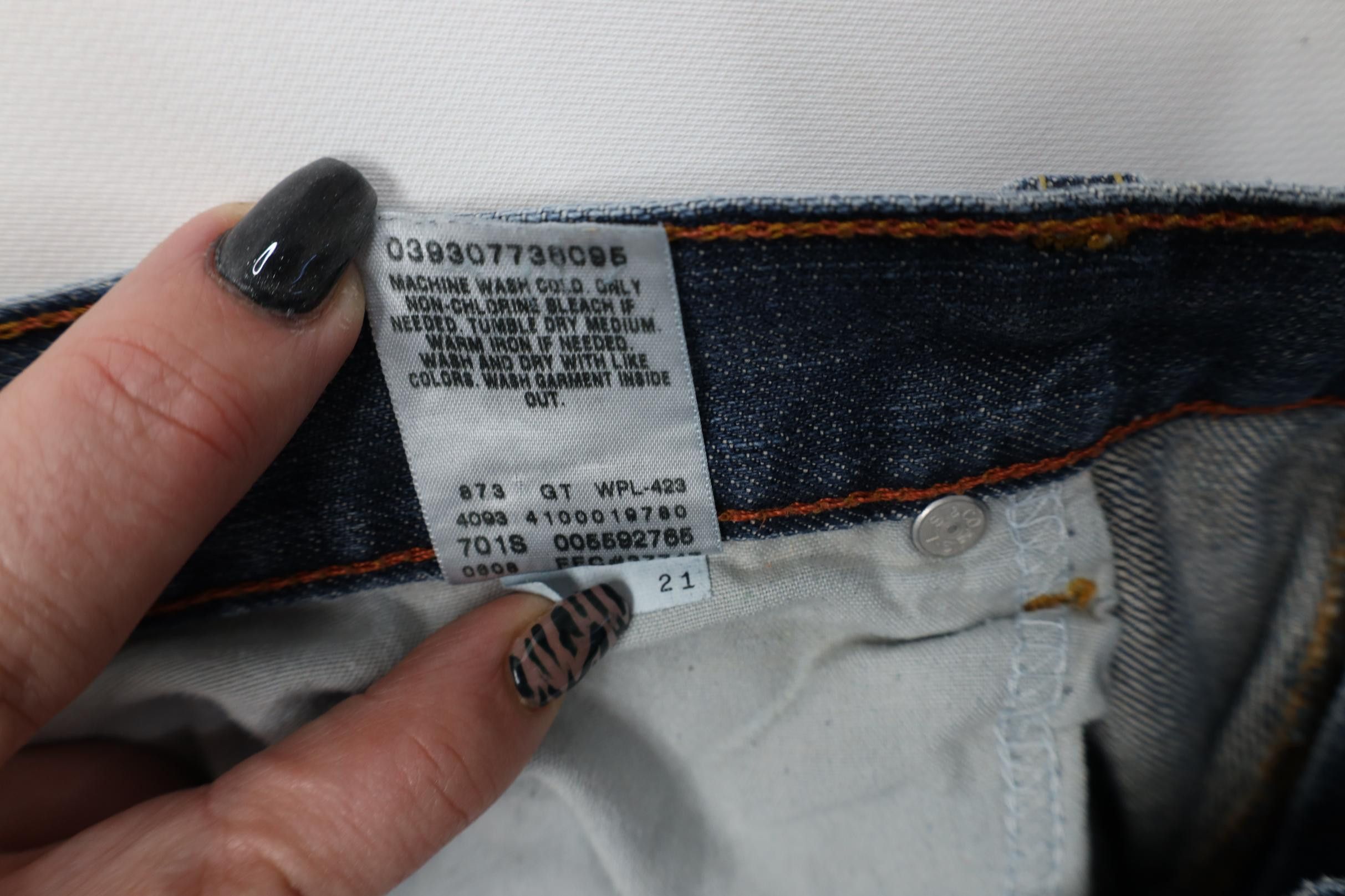 Levi's Vintage Y2K Levis 559 Relaxed Straight Wide Leg Jeans Blue Size US 33 - 11 Thumbnail
