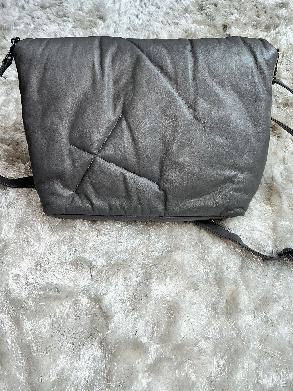 Yohji Yamamoto YOHIJI Yamamoto Gray Discord Medium Bag Size ONE SIZE - 4 Thumbnail