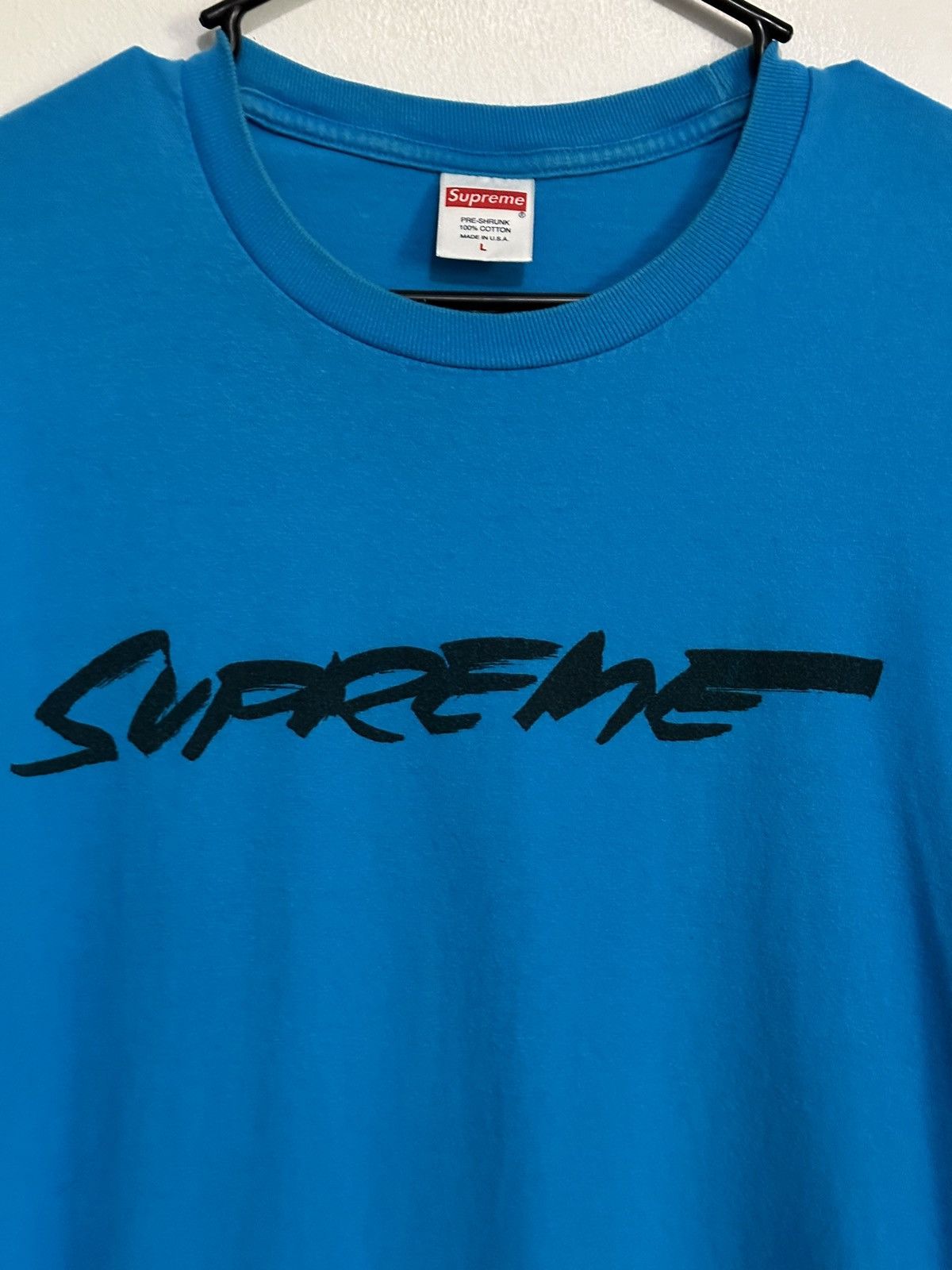 Supreme Supreme Futura Logo Tee Size US L / EU 52-54 / 3 - 2 Thumbnail
