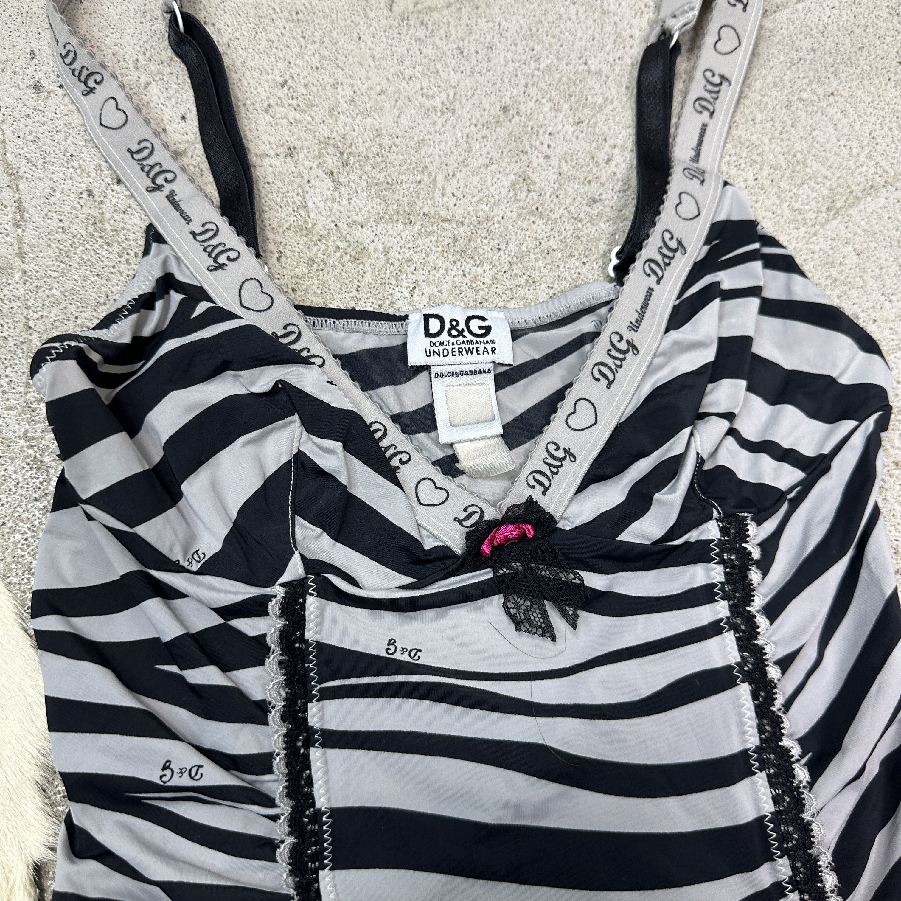 Dolce & Gabbana Vintage Avant Garde Old Money Dolce&Gabbana Zebra Top Y2K Size S / US 4 / IT 40 - 3 Thumbnail