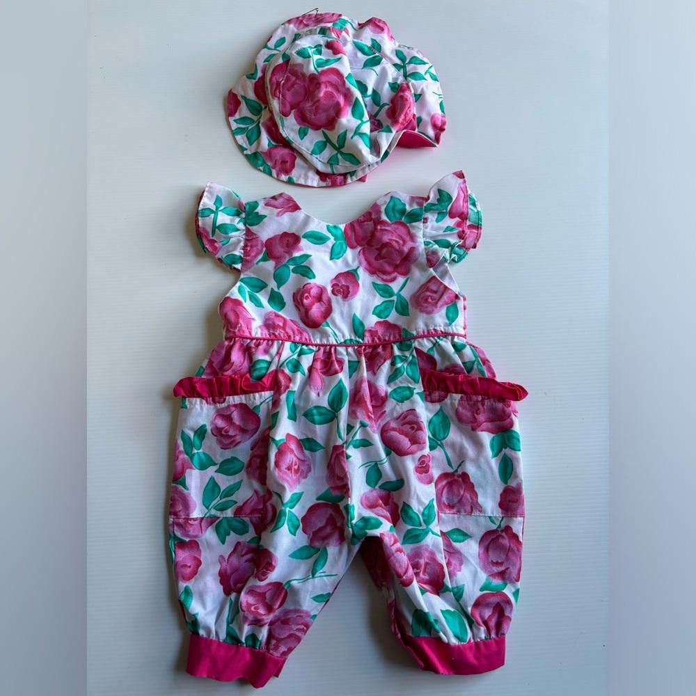 Designer Vintage 1990 baby Flower Romper with matching Hat Size ONE SIZE - 2 Thumbnail