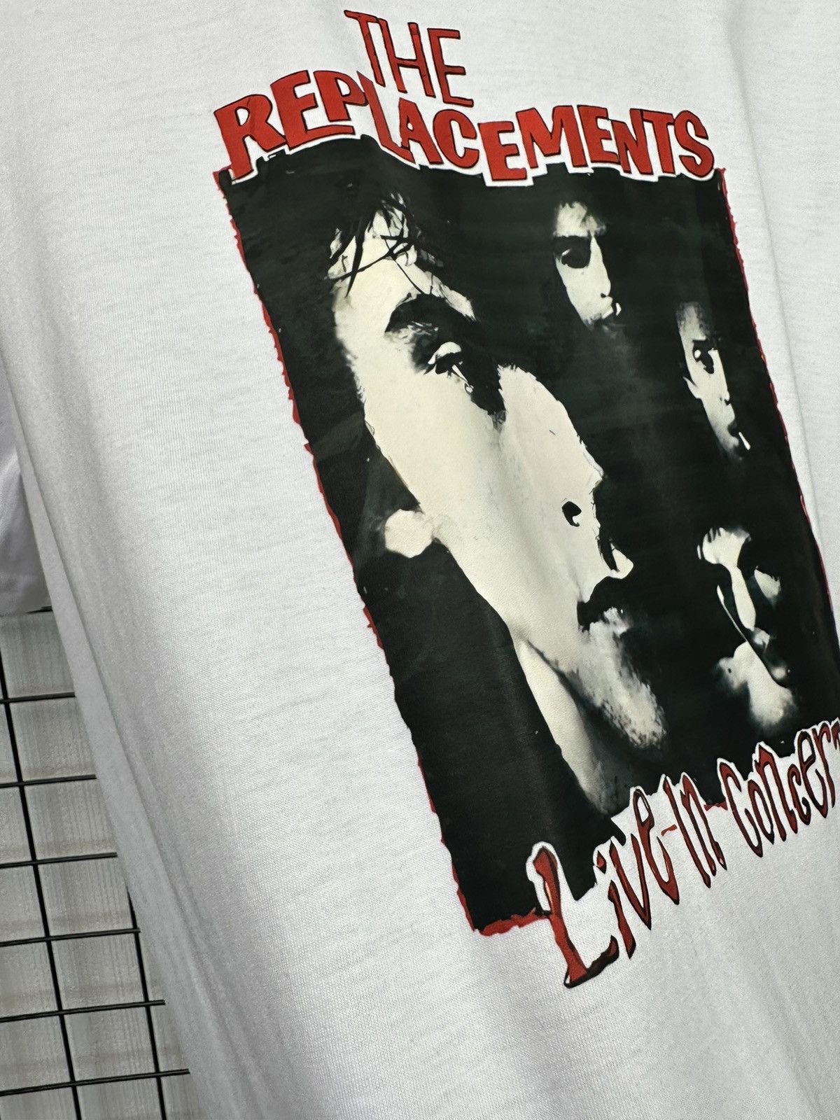 Band Tees The Replacements Band Tee Men White “Live in concert” shirt Size US L / EU 52-54 / 3 - 9 Thumbnail