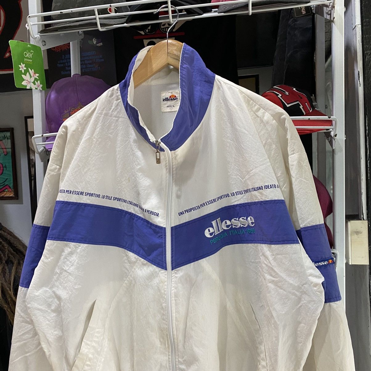 Ellesse Vintage Ellesse big logo Embroidery light jackets Size US L / EU 52-54 / 3 - 4 Thumbnail