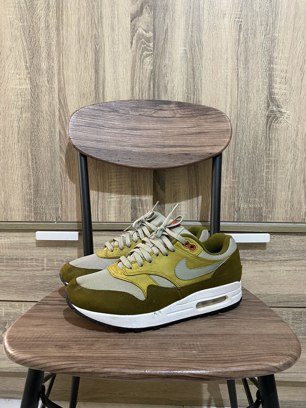 image of Nike Air Max 1 Premium Retro 'green Curry' Shoes, Men's (Size 9)