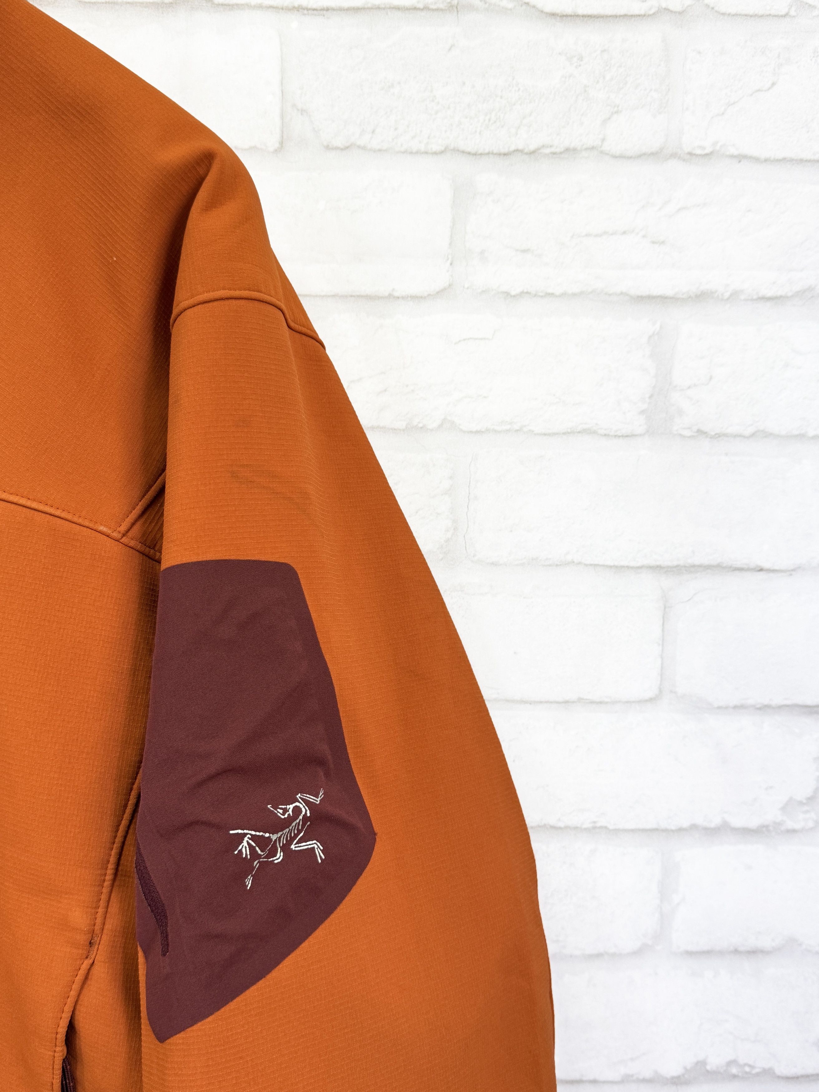 Arc'teryx Vintage ARCTERYX Soft Shell Windstopper Jacket Made Canada Size US XL / EU 56 / 4 - 5 Thumbnail