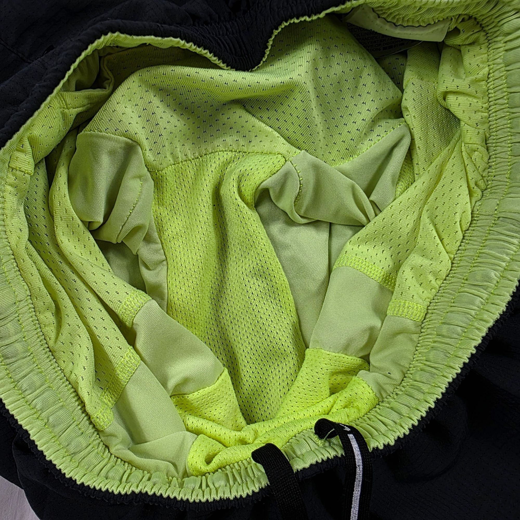 Nike Nike Dri Fit Mens Medium Black Green Running Shorts Lightwei Size US 40 / EU 56 - 5 Thumbnail