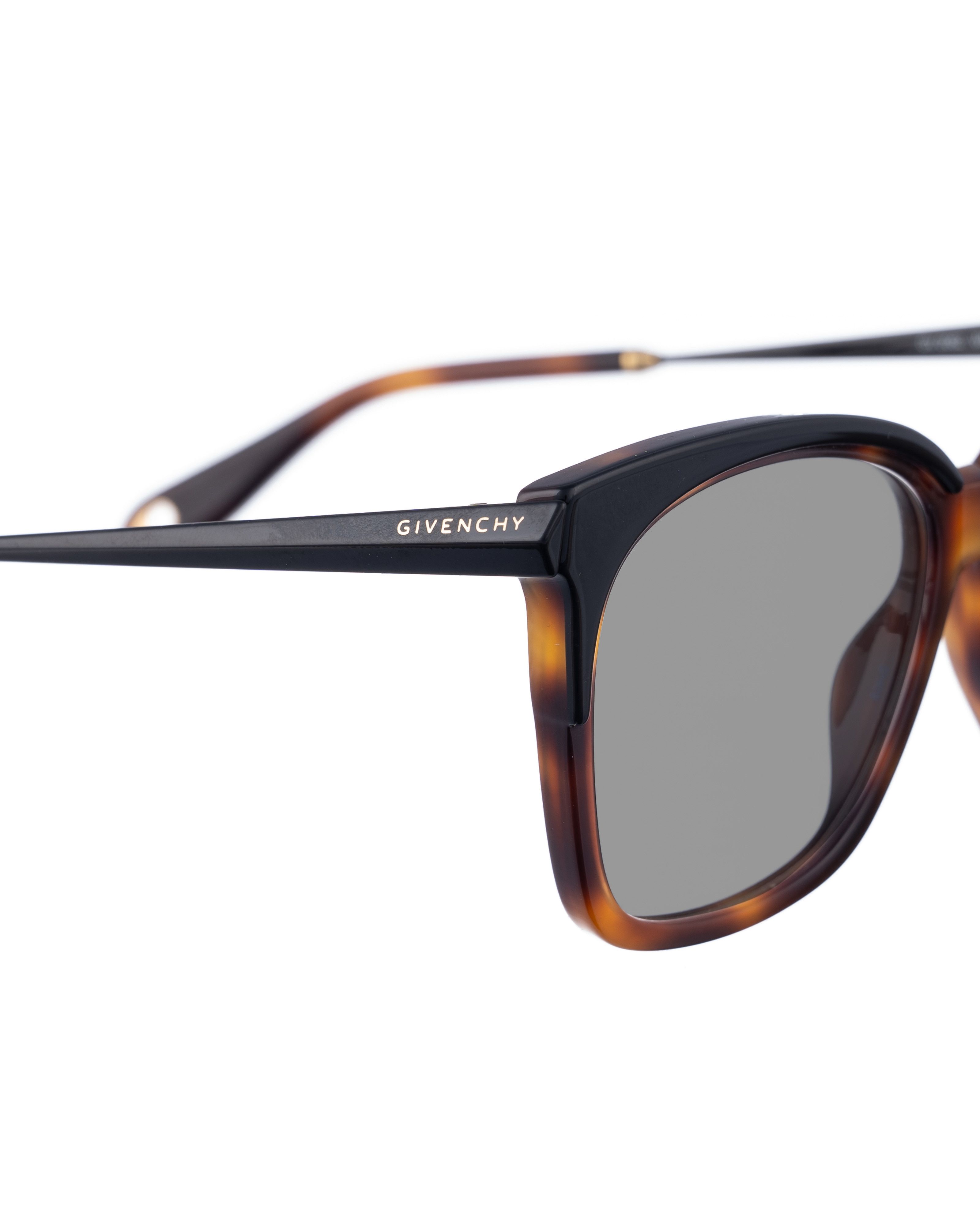 Givenchy Givenchy 00s Oversize Havana Classic Sunglasses Size ONE SIZE - 3 Thumbnail