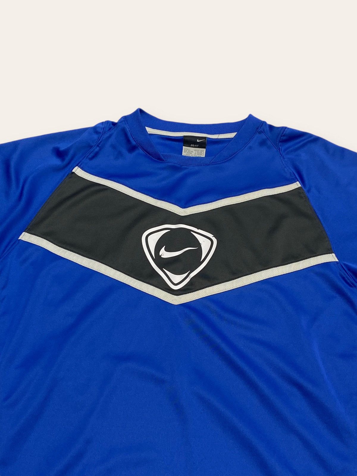 Nike 00s Vintage NIKE Team Big Logo Blue Polyester Tee Shirt Y2K Size US M / EU 48-50 / 2 - 3 Thumbnail