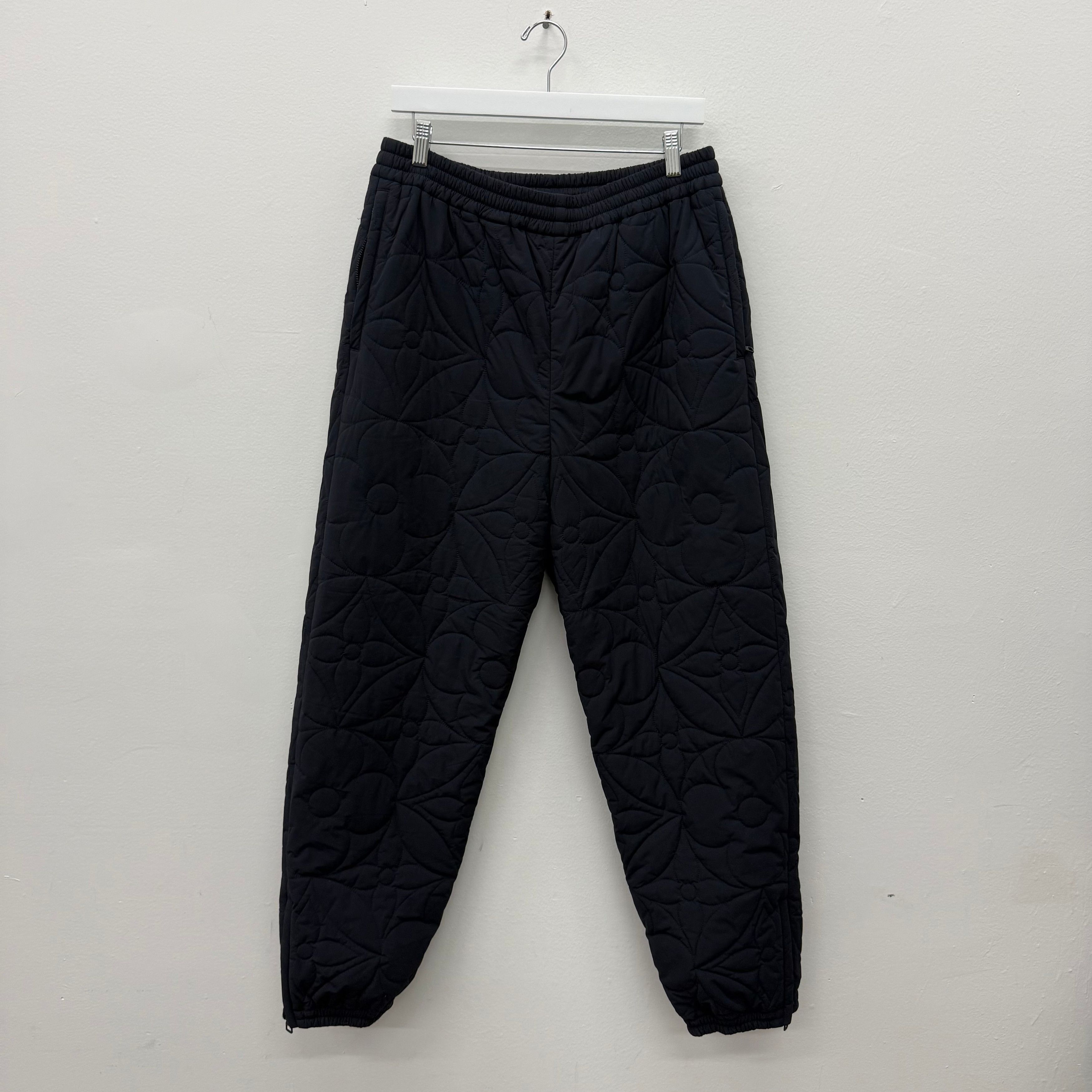 Louis Vuitton Louis Vuitton Black Flower Monogram Track Pants Size US 30 / EU 46 - 1 Thumbnail