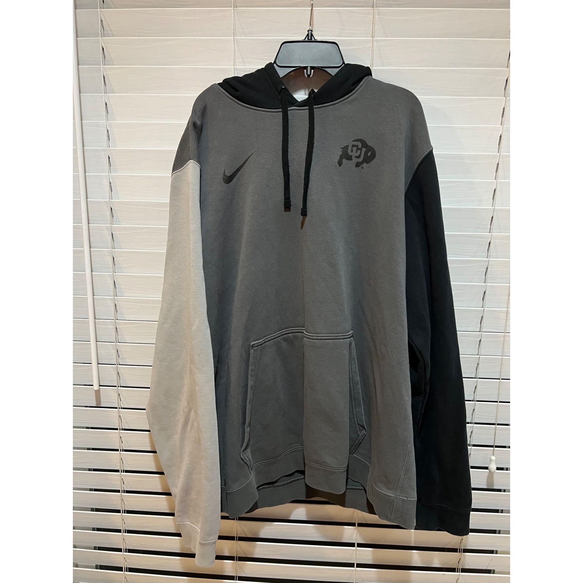Nike Nike Colorado Buffalos Hoodie - Size XL Size US XL / EU 56 / 4 - 1 Thumbnail