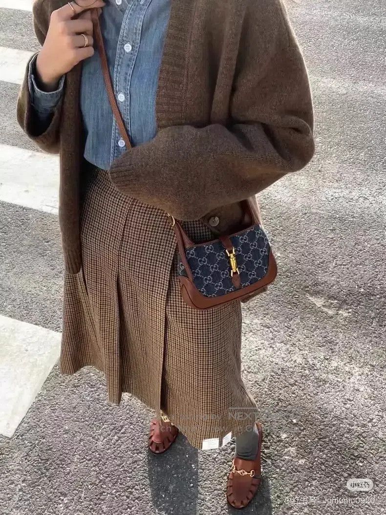 Gucci Gucci Half-circular brown checkered tweed skirt Size 25" / US 0 / IT 36 - 9 Thumbnail