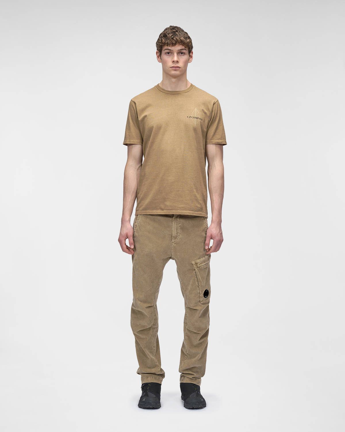 C.P. Company o1y1224 Logo Crewneck T-Shirt in Light Brown Size US XS / EU 42 / 0 - 4 Thumbnail