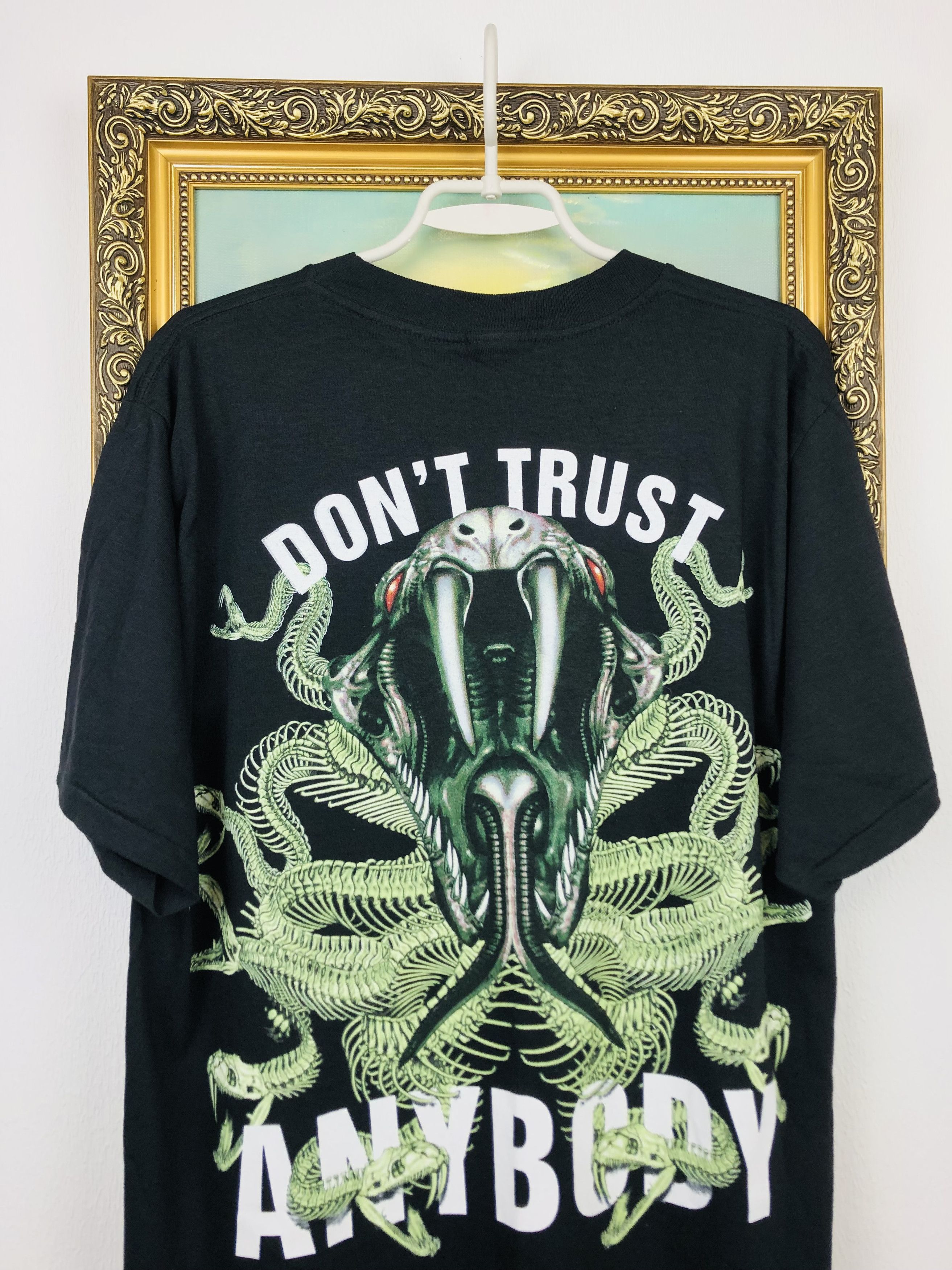 Vintage Vintage Stone Cold Austin Dont Trust Anybody WWE Shirt Tee Size US L / EU 52-54 / 3 - 11 Thumbnail