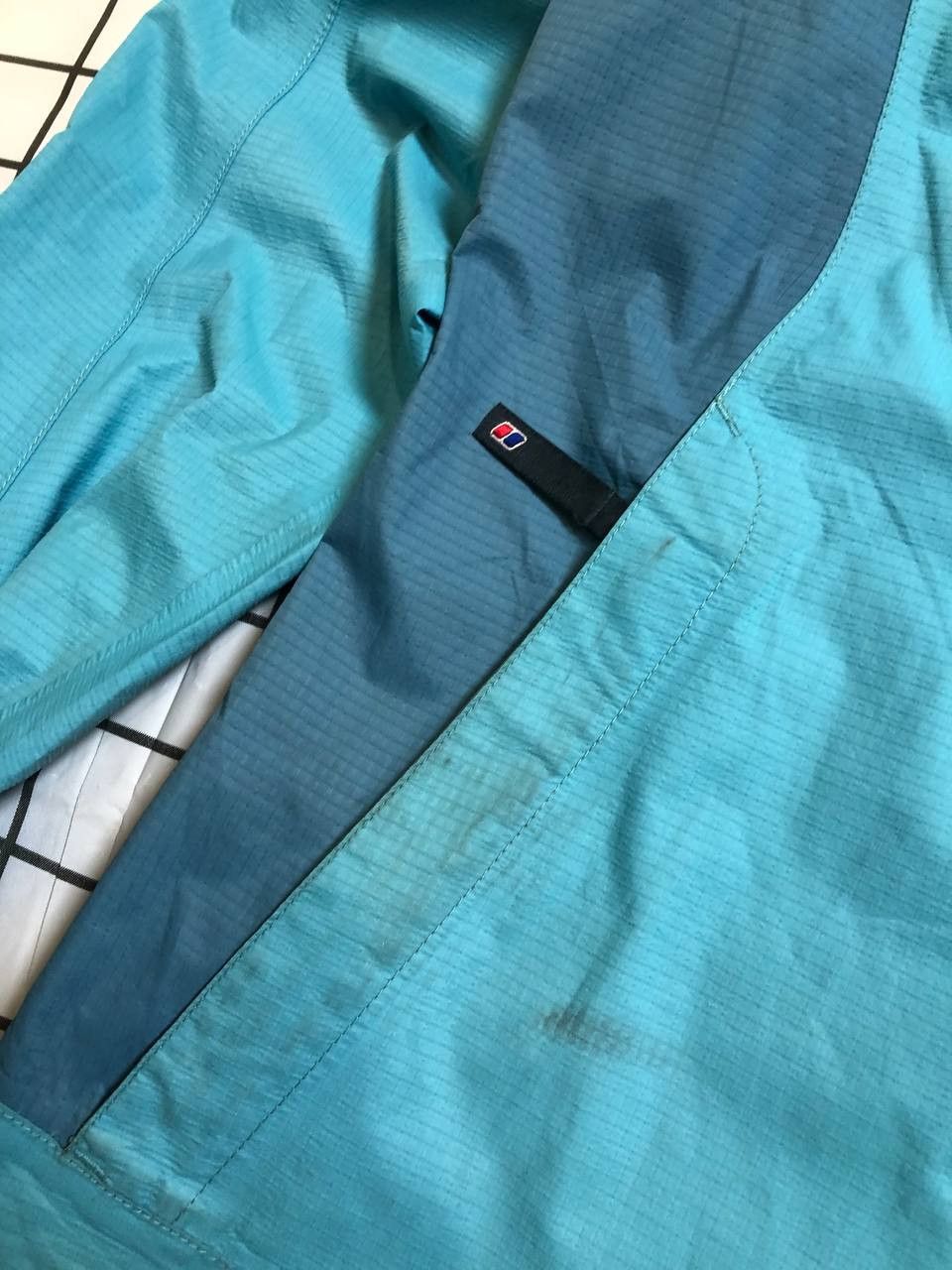 Berghaus Berghaus Vintage Gore-Tex Waterproof Jacket Size XL / US 12-14 / IT 48-50 - 3 Thumbnail