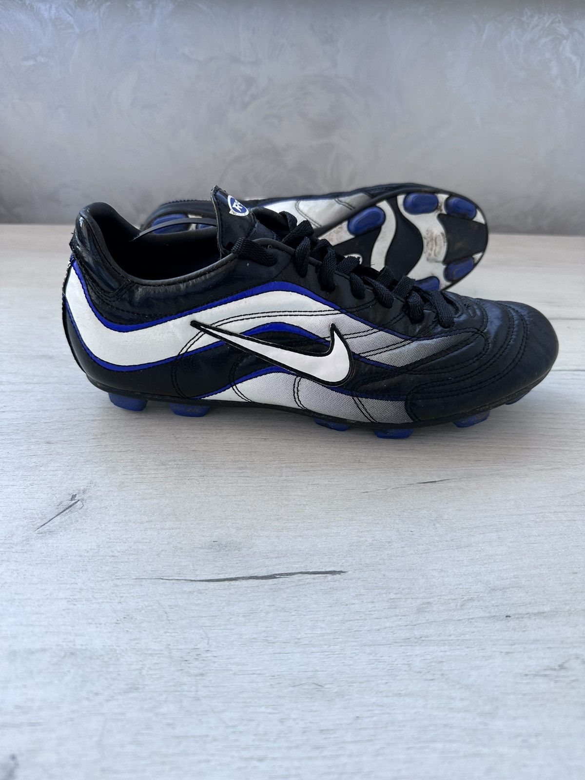 Nike × Vintage Nike Mercurial R9 Ronaldo Fenomeno 2000 Football Cleats US10 Size US 10 / EU 43 - 2 Thumbnail