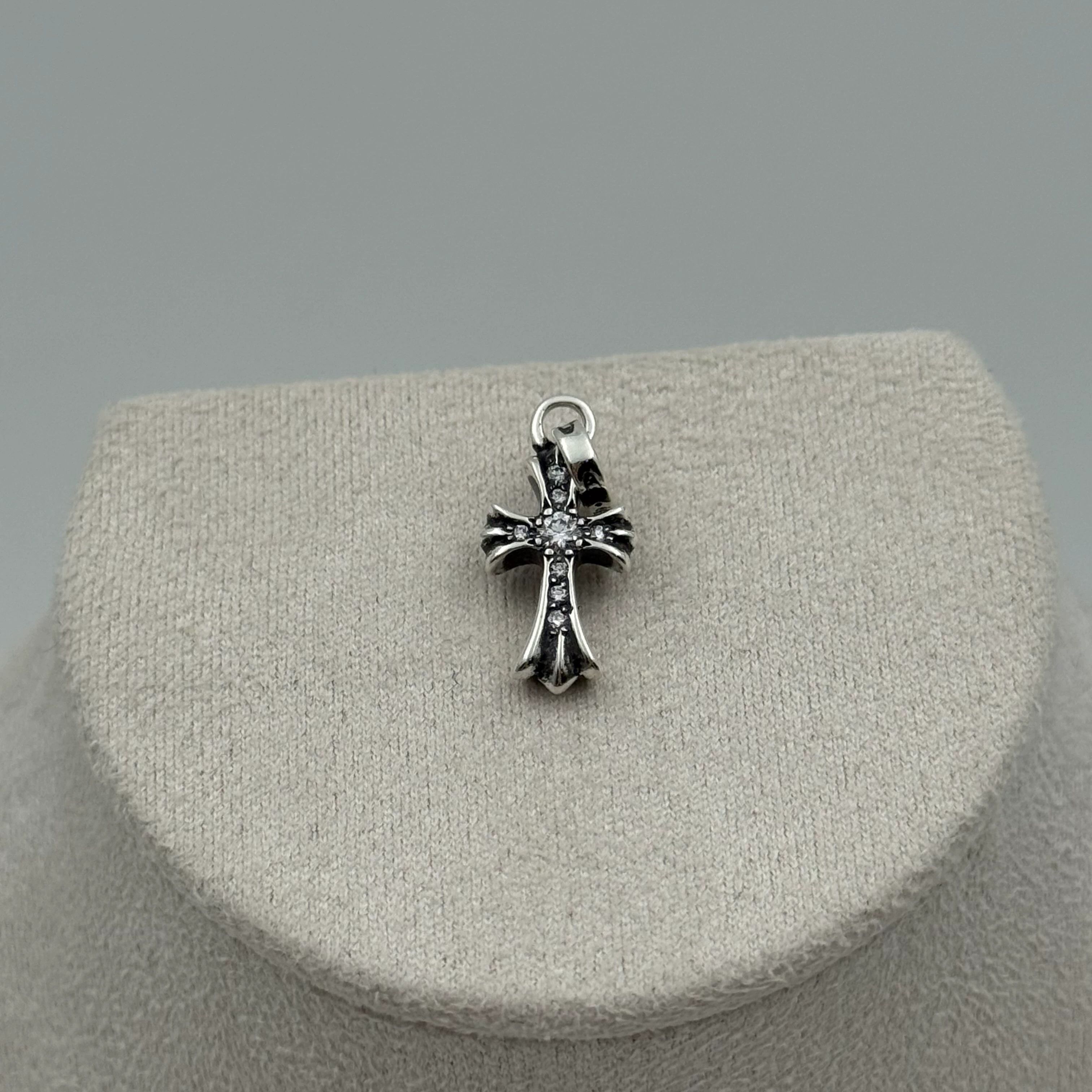 Chrome Hearts Silver Cross Pendant with Crystal Accents Size ONE SIZE - 1 Thumbnail