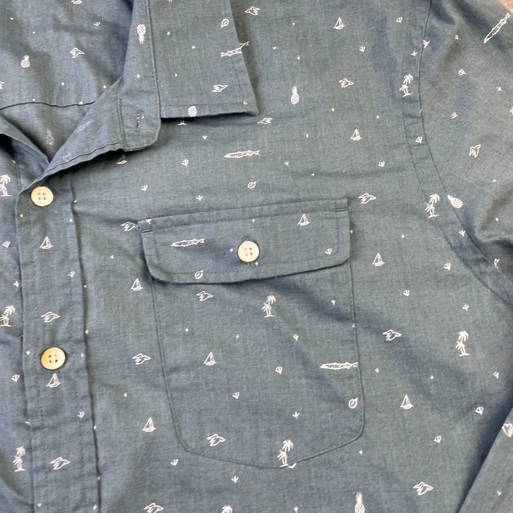 TravisMathew Travis Mathew Shirt Mens XL Blue Button-Up Long Sleeve Collared Button-Down Geometric Breathable Pockets Casual Formal Size US XL / EU 56 / 4 - 4 Thumbnail