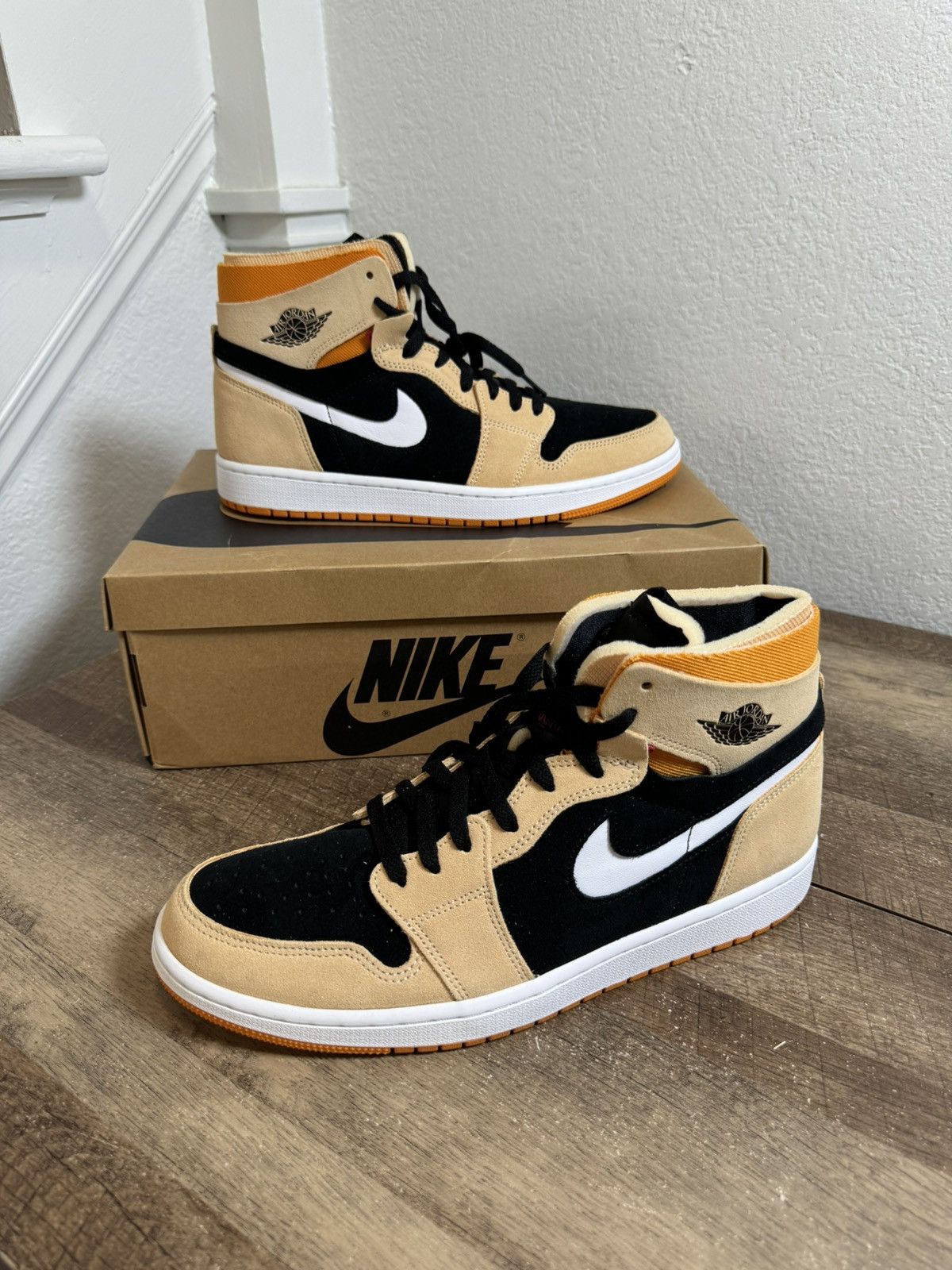 Jordan Brand Air Jordan 1 Zoom Comfort High Pumpkin Spice Size 10.5 Mens Size US 10.5 / EU 43-44 - 2 Thumbnail