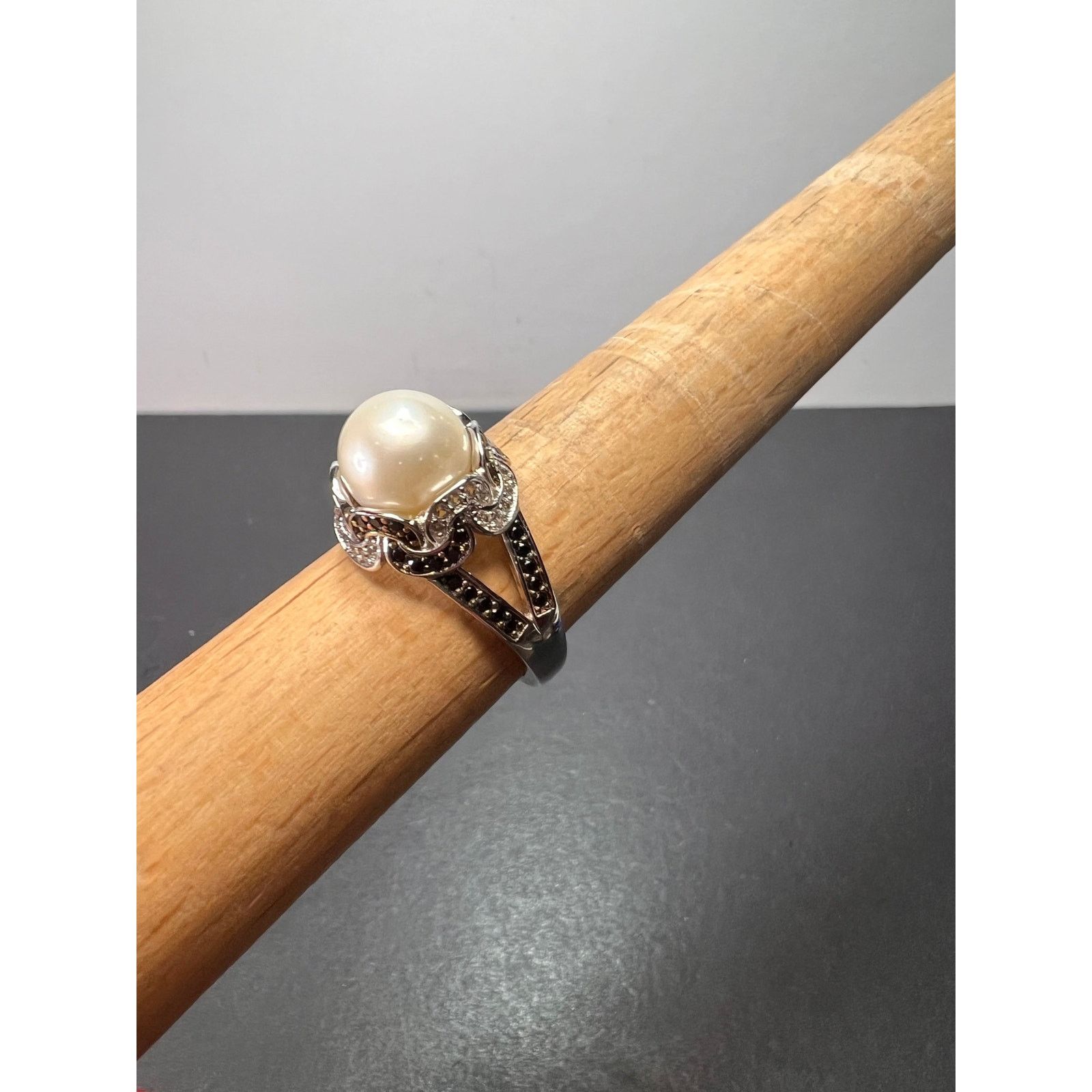 Other White cultured pearl and multi gem 925 ring size 9 *NEW* Size ONE SIZE - 6 Thumbnail