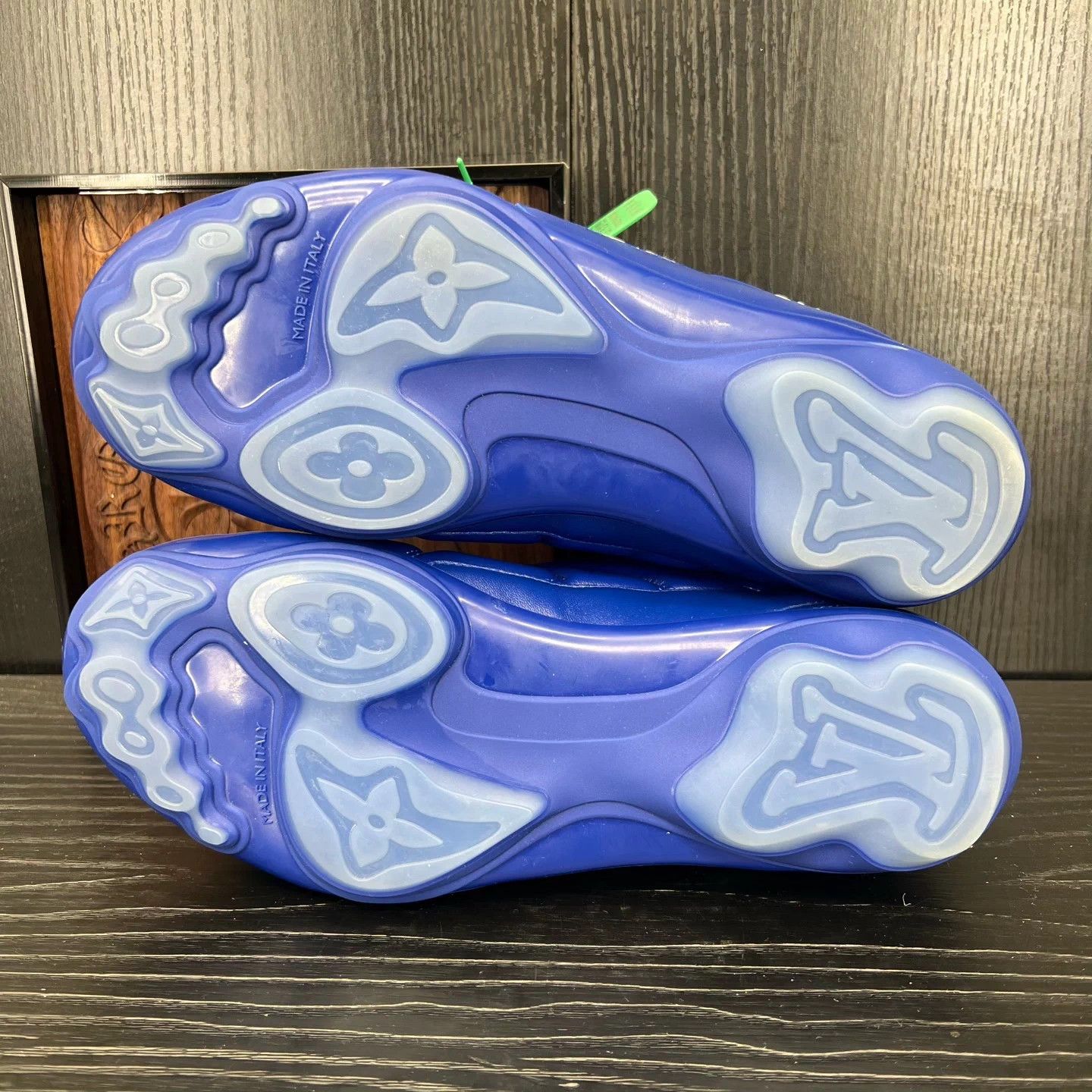 Louis Vuitton LV Footprint 25s Blue 41 99 New Size US 8 / EU 41 - 7 Thumbnail