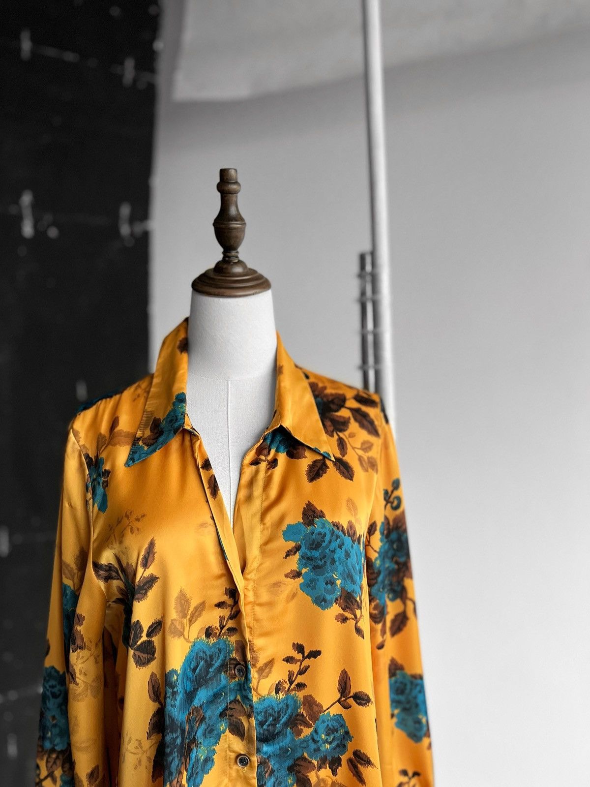Designer × Zara Zara Women Floral Long Sleeve Blouse Yellow/Blue Lightweight Size S / US 4 / IT 40 - 2 Thumbnail